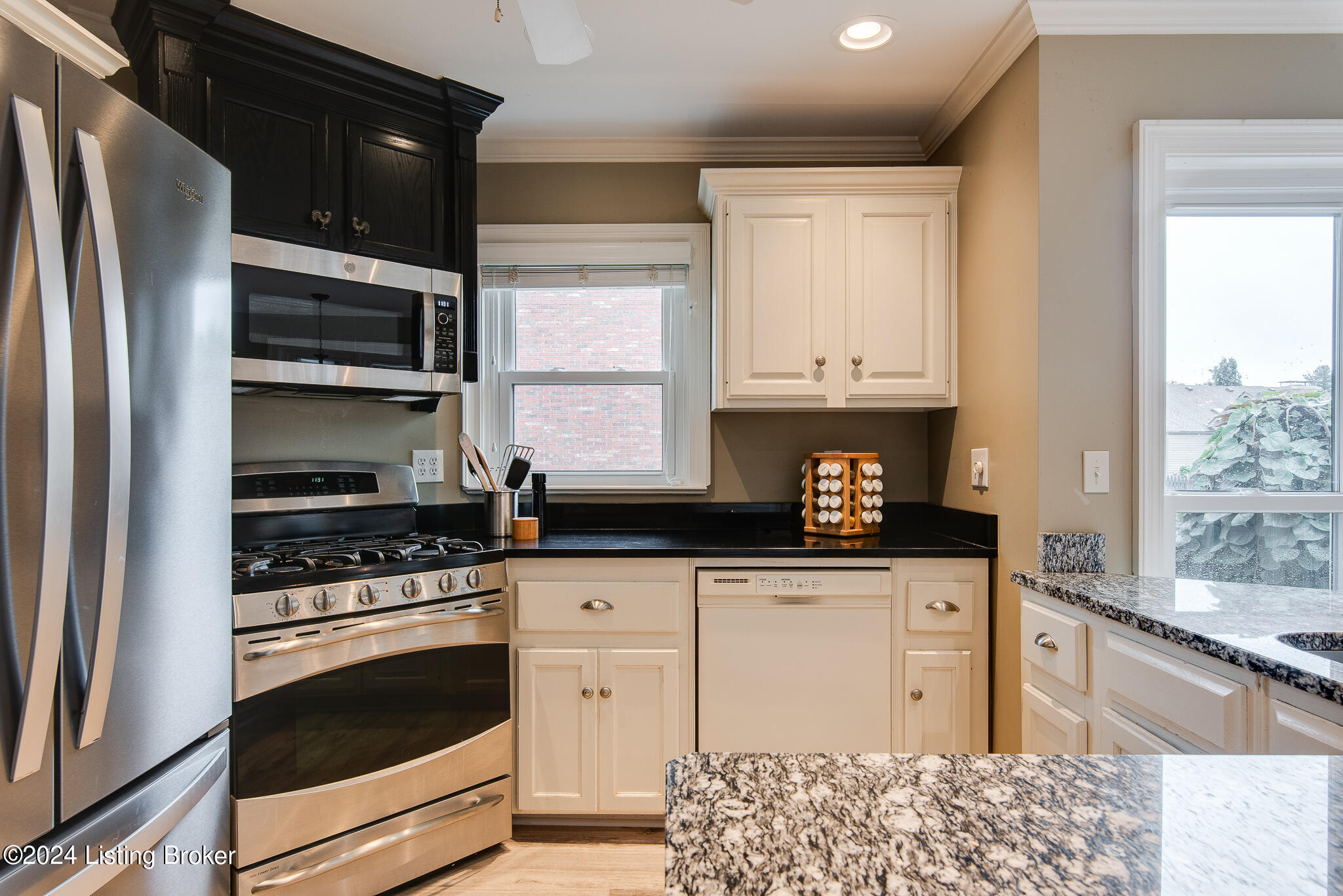 315 Pencross Pl