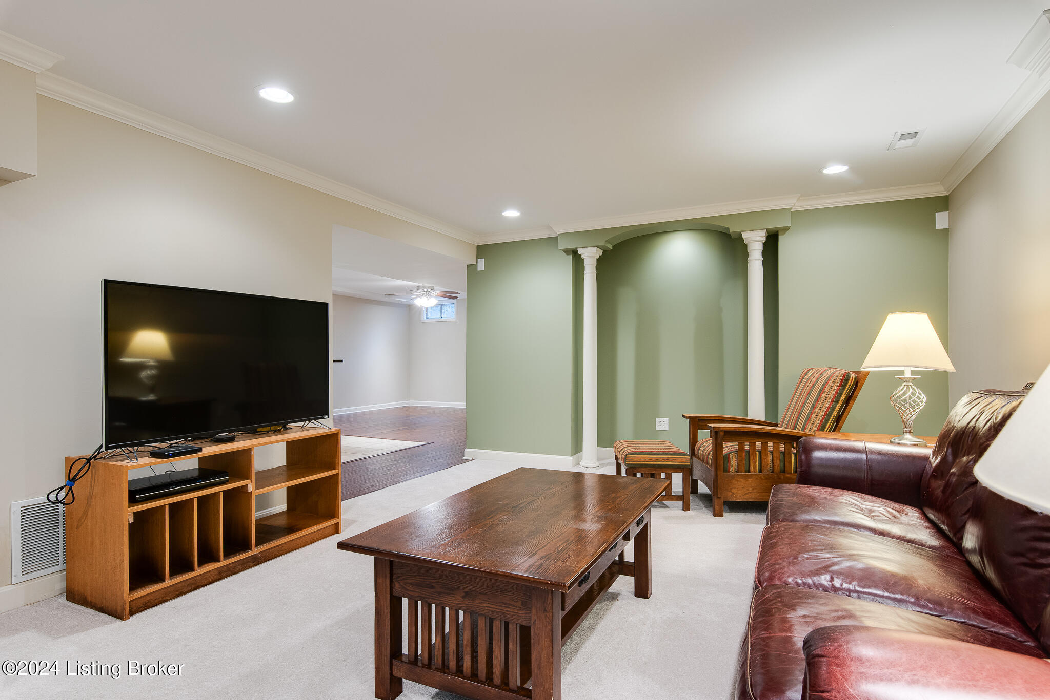 315 Pencross Pl