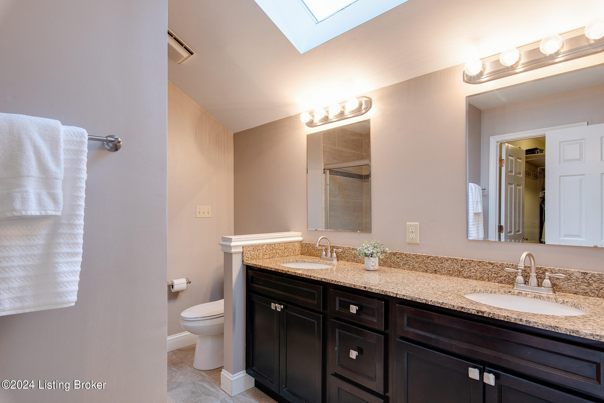 315 Pencross Pl