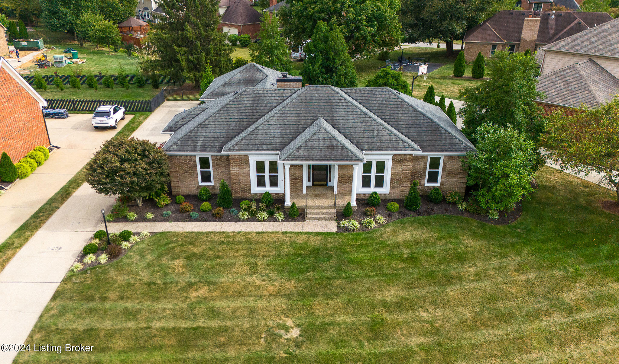 315 Pencross Pl