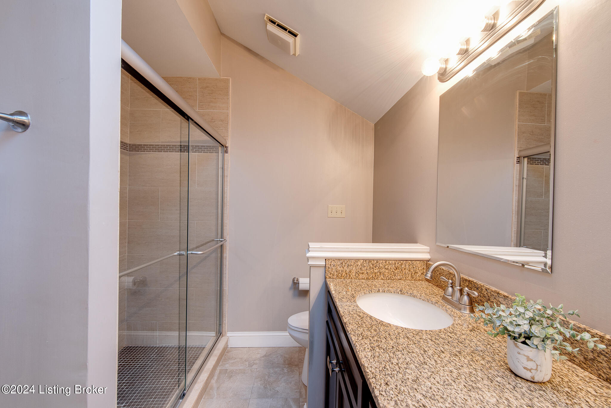 315 Pencross Pl