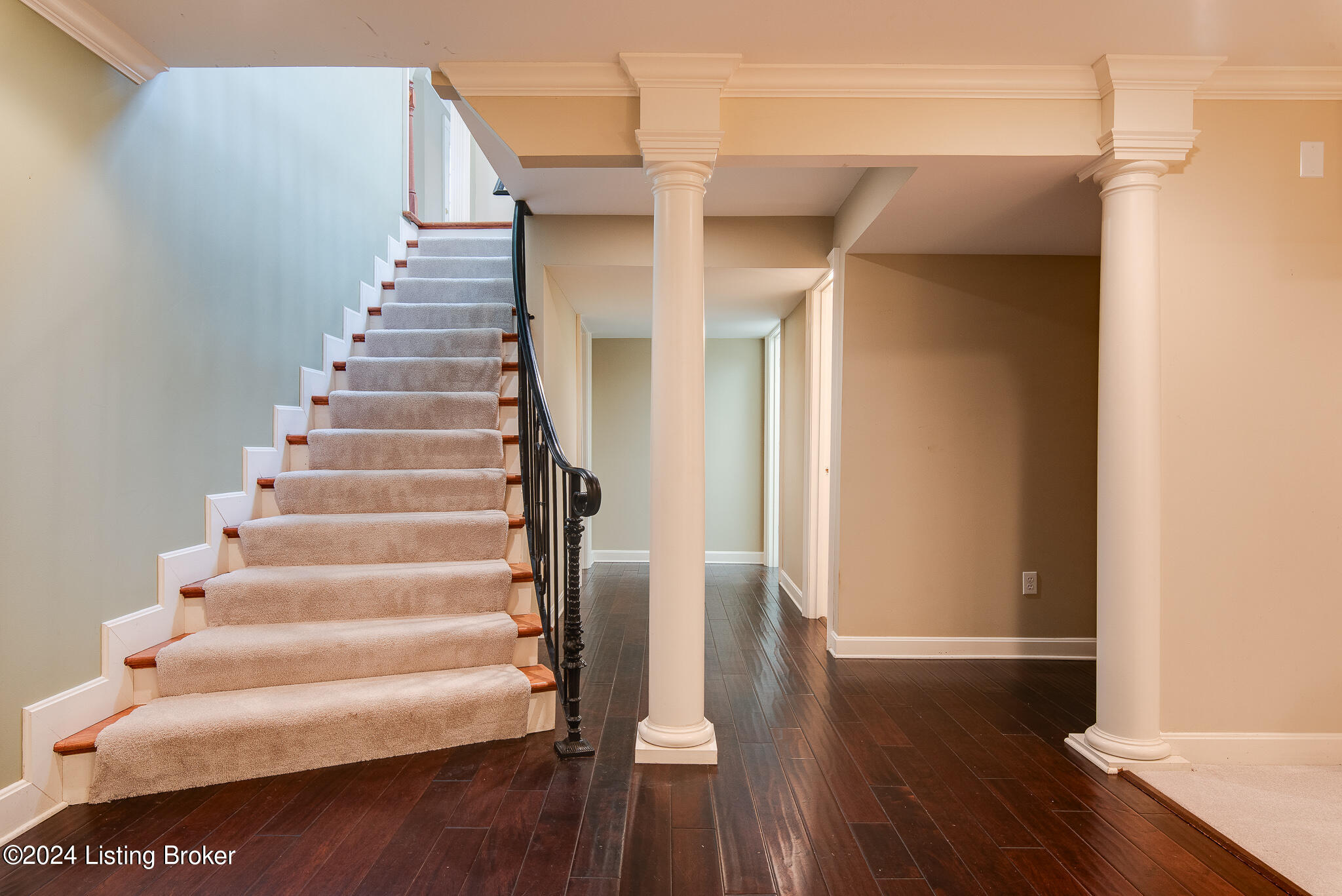 315 Pencross Pl