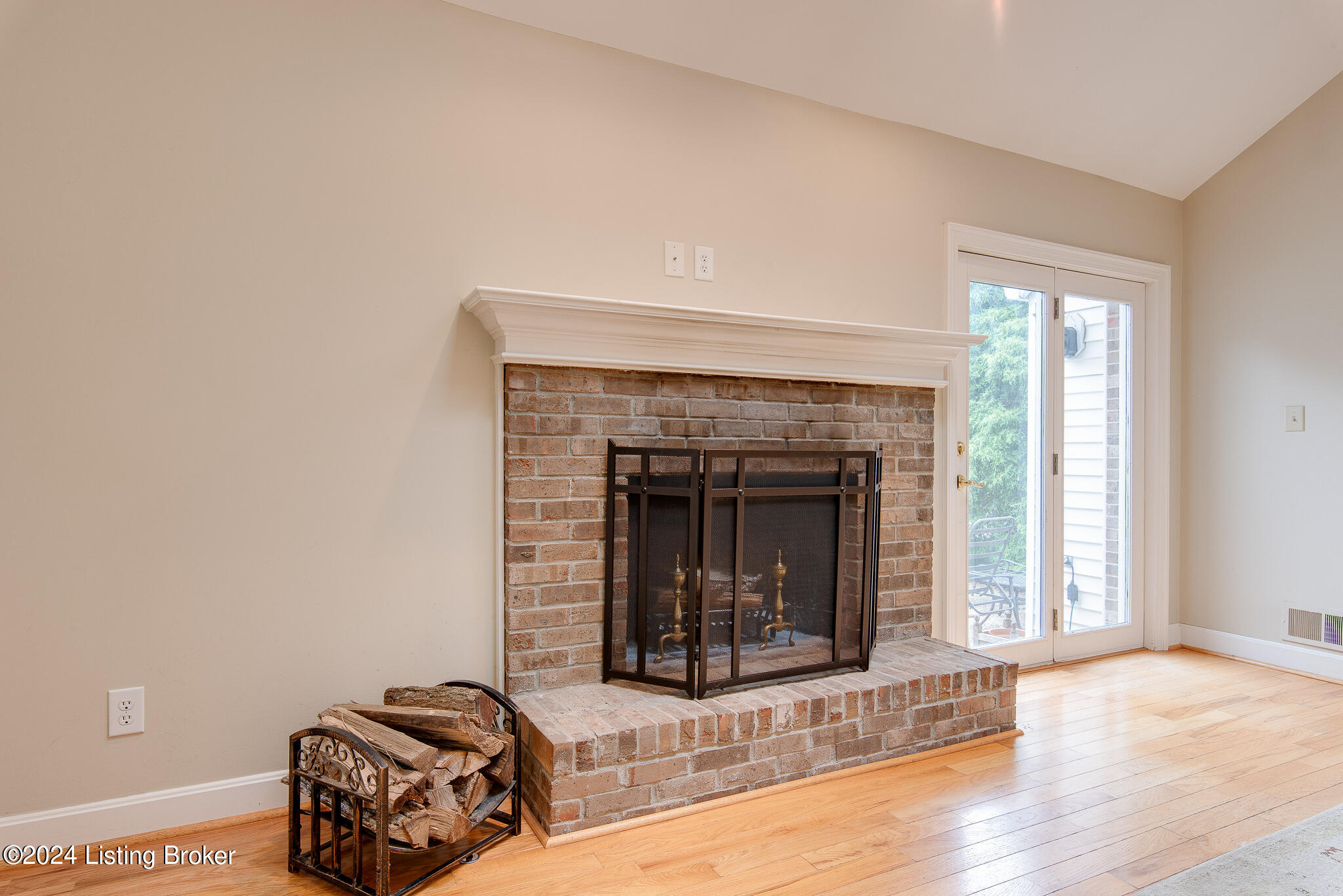 315 Pencross Pl