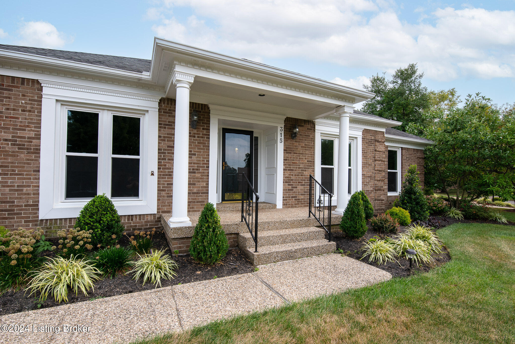 315 Pencross Pl