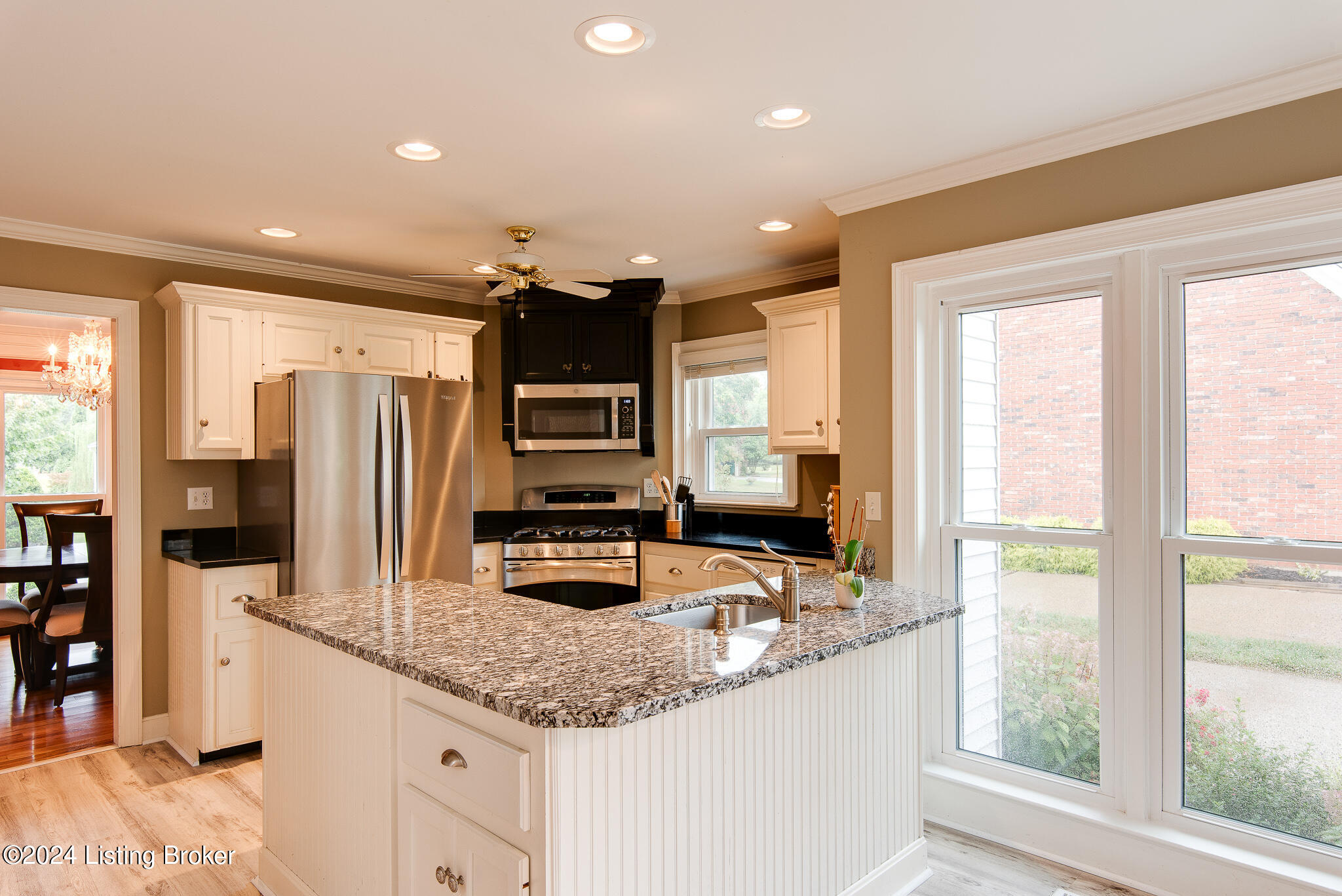 315 Pencross Pl