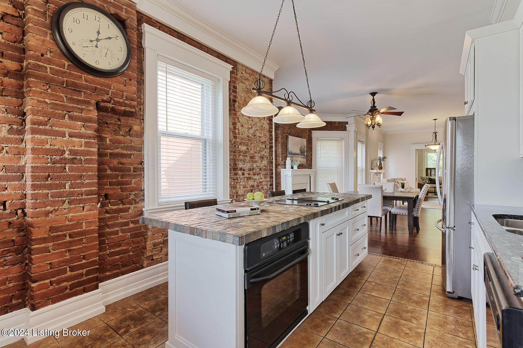 1288 Cherokee Rd