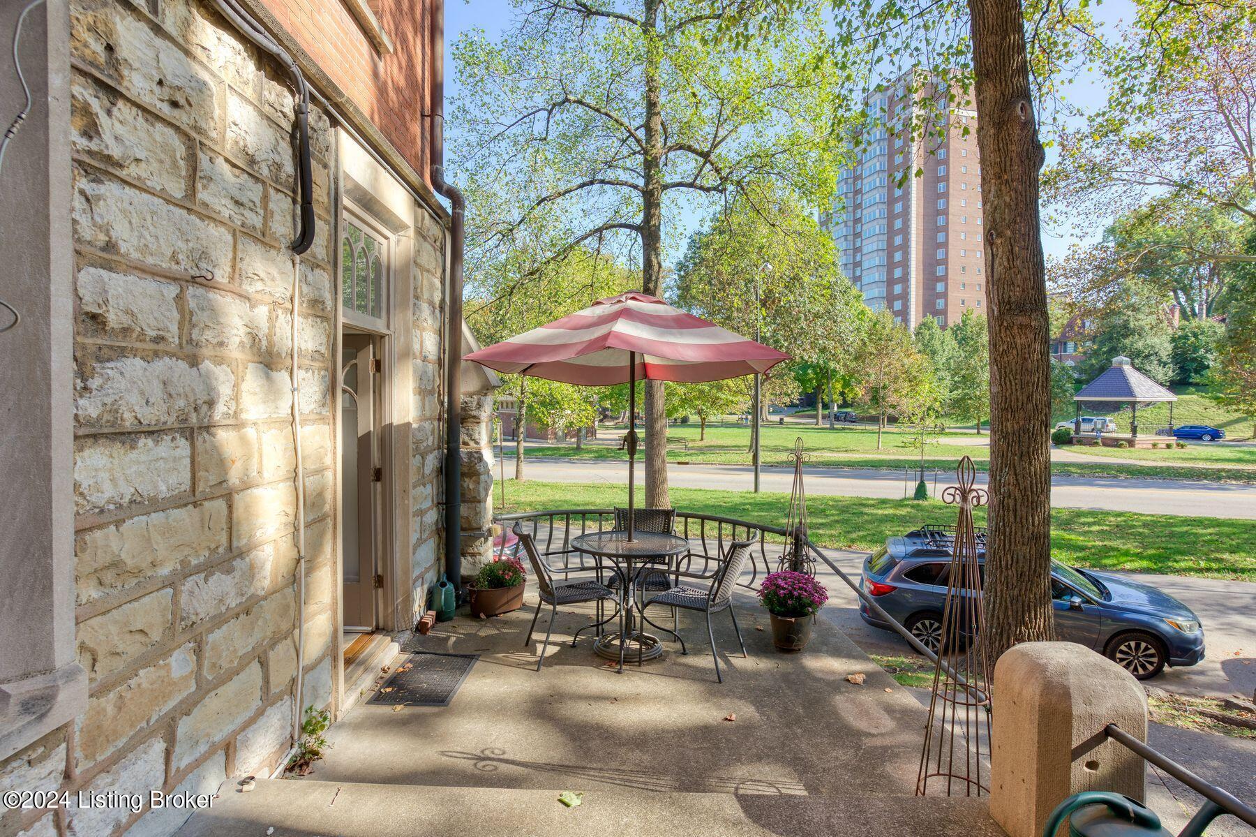 2229 Cherokee Pkwy, D