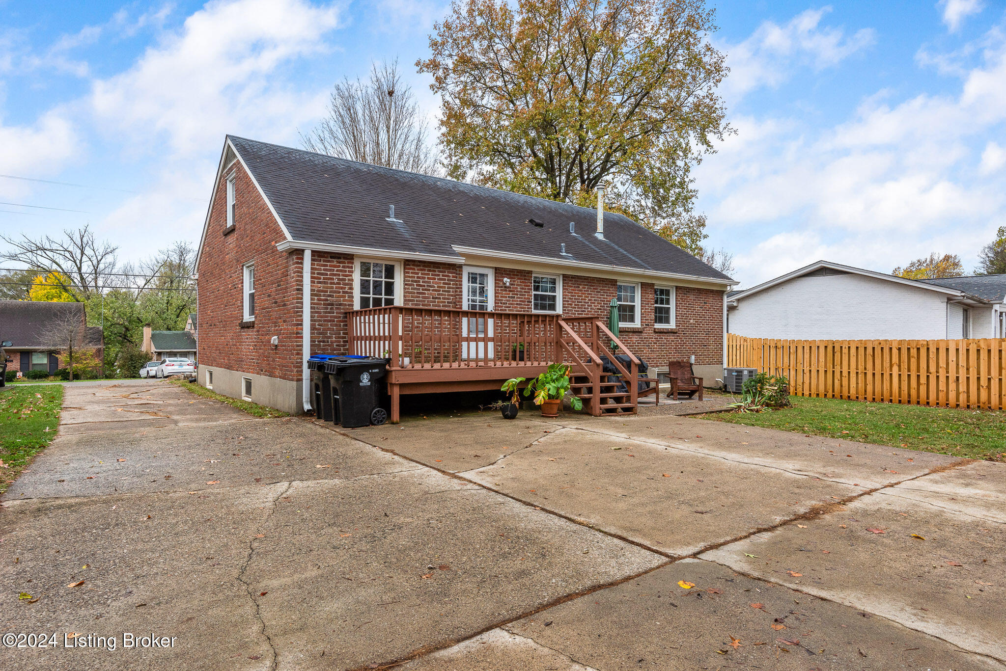 3221 Mid Dale Ln
