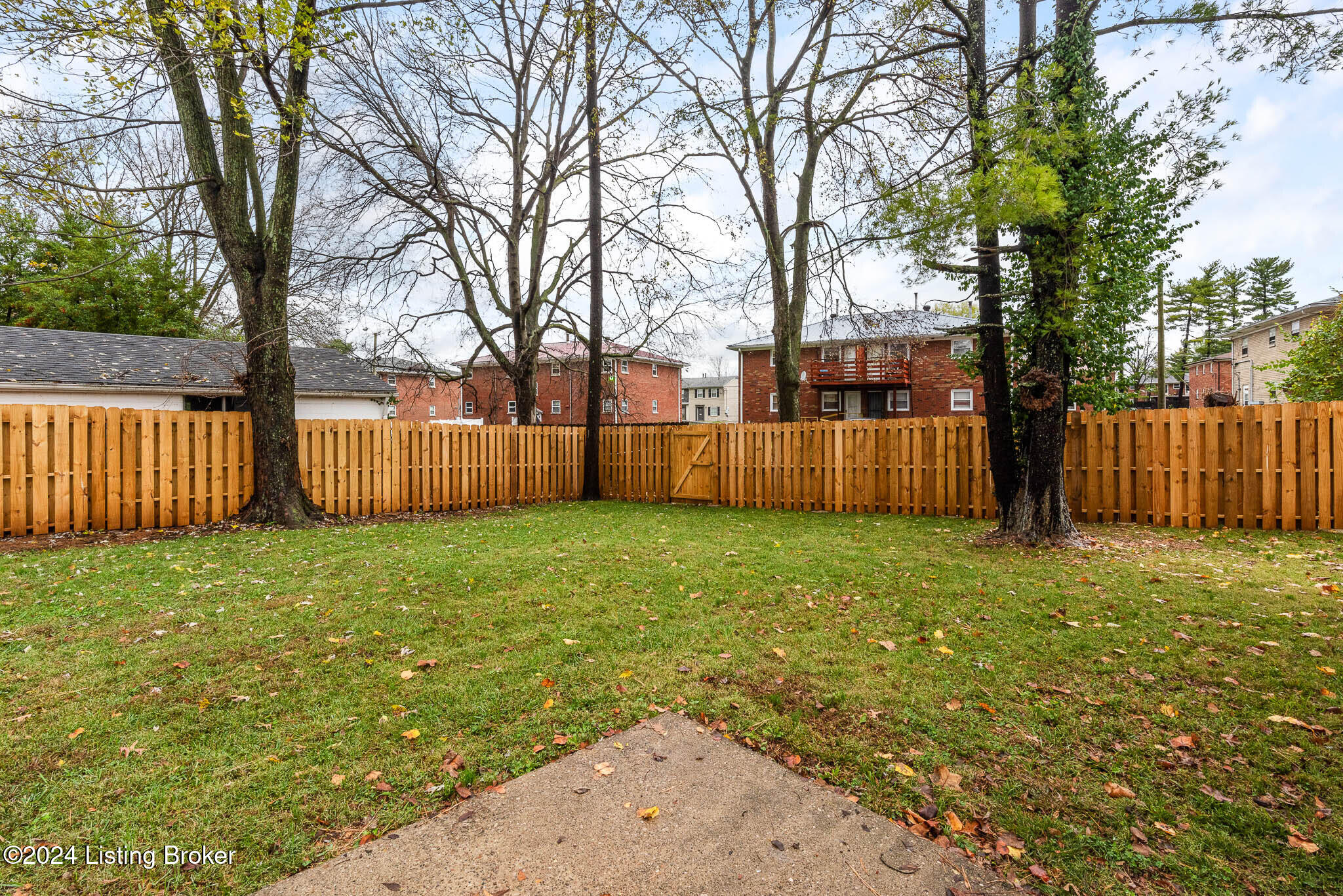 3221 Mid Dale Ln