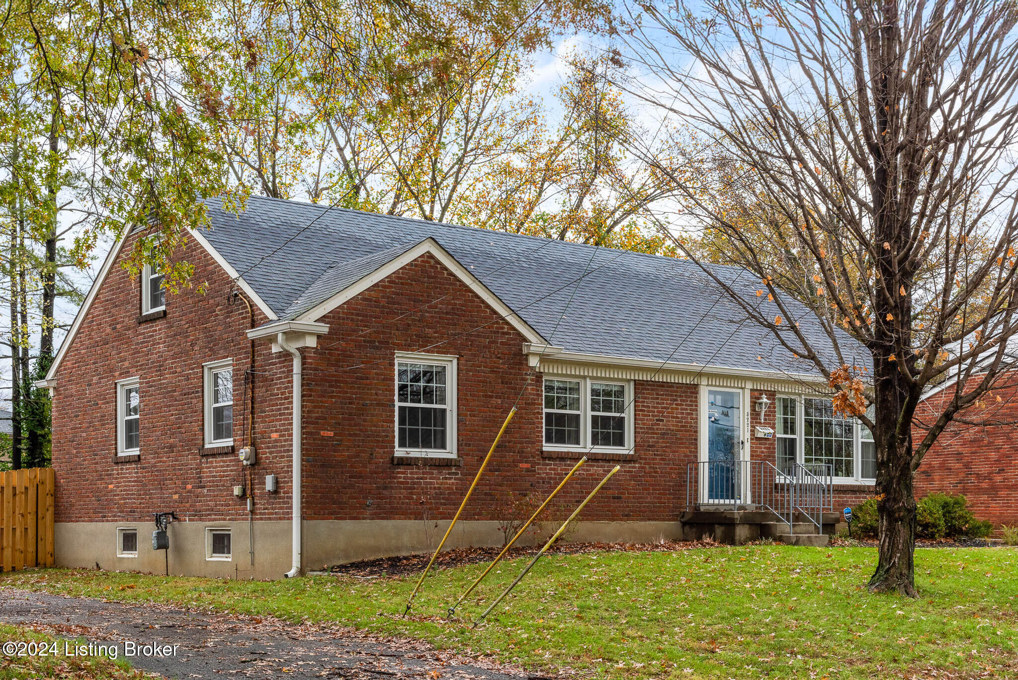 3221 Mid Dale Ln