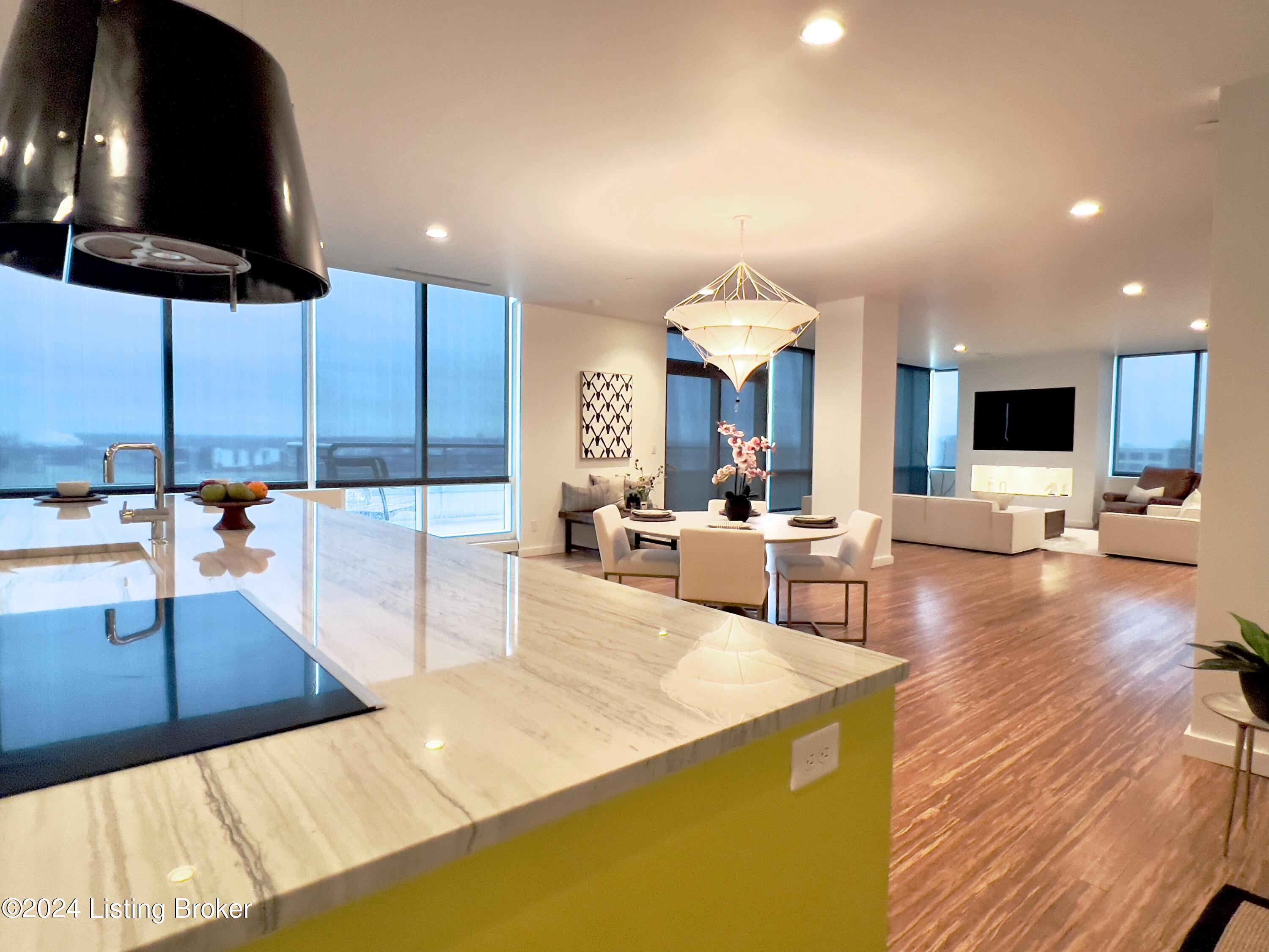 222 E Witherspoon St, 1103