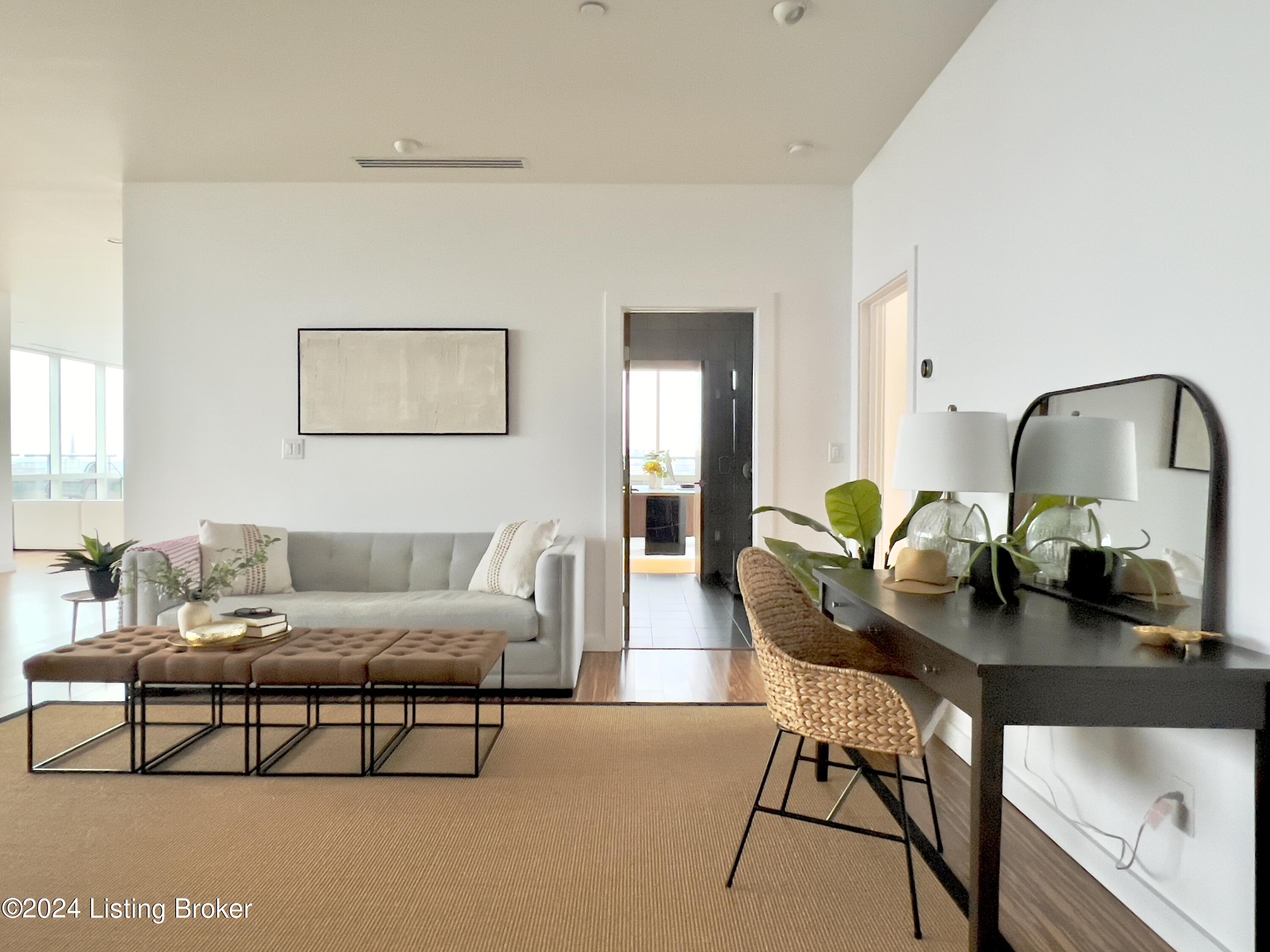 222 E Witherspoon St, 1103
