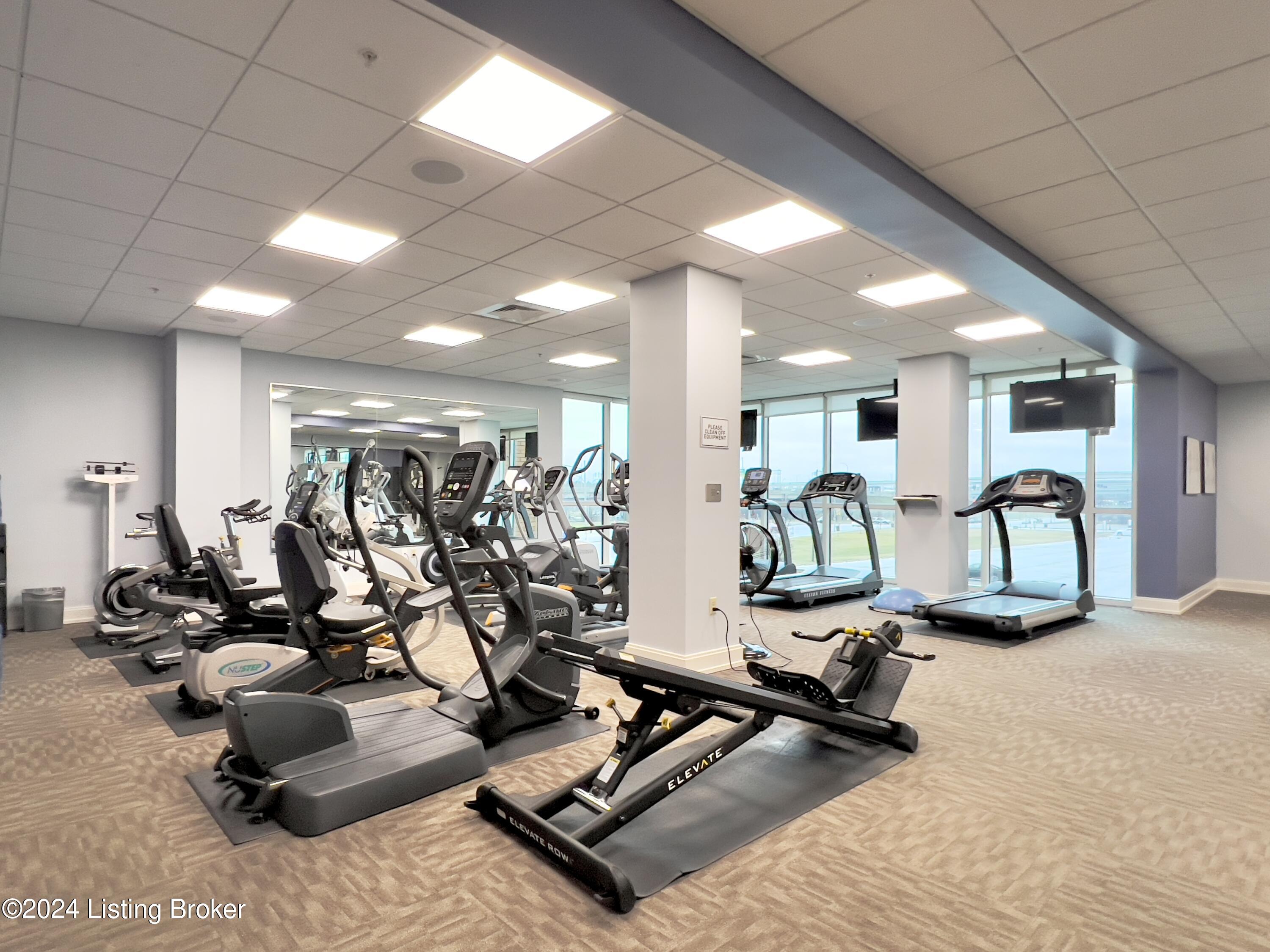 222 E Witherspoon St, 1103