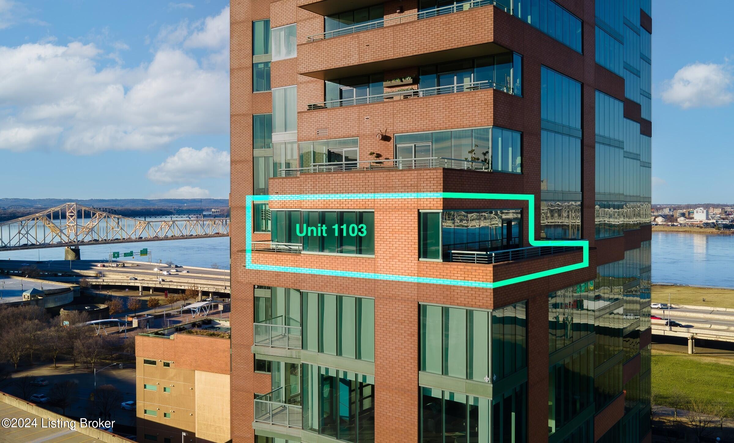 222 E Witherspoon St, 1103