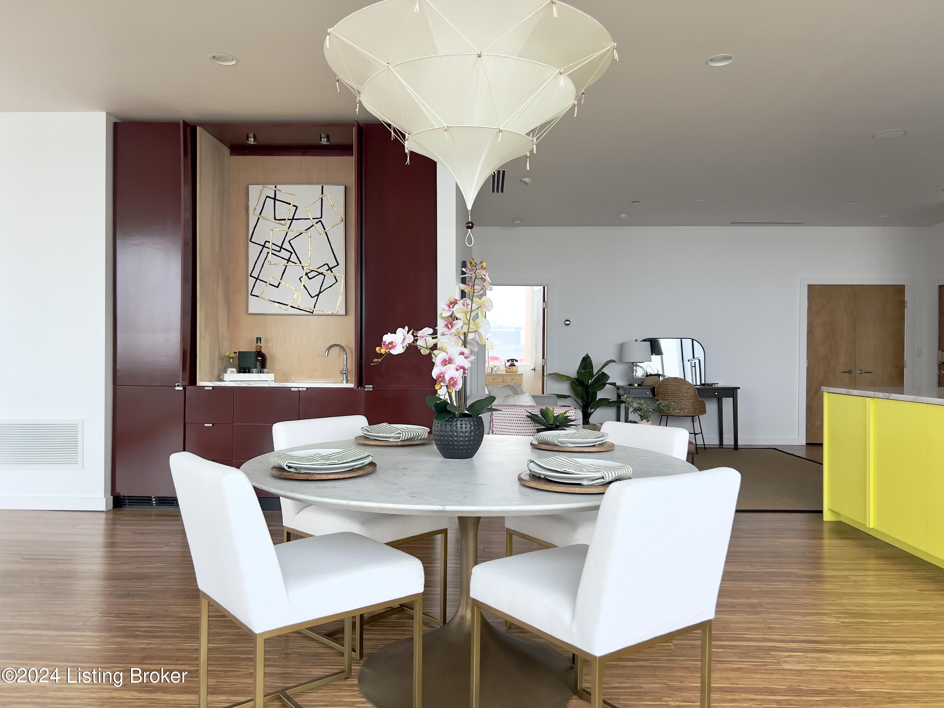 222 E Witherspoon St, 1103