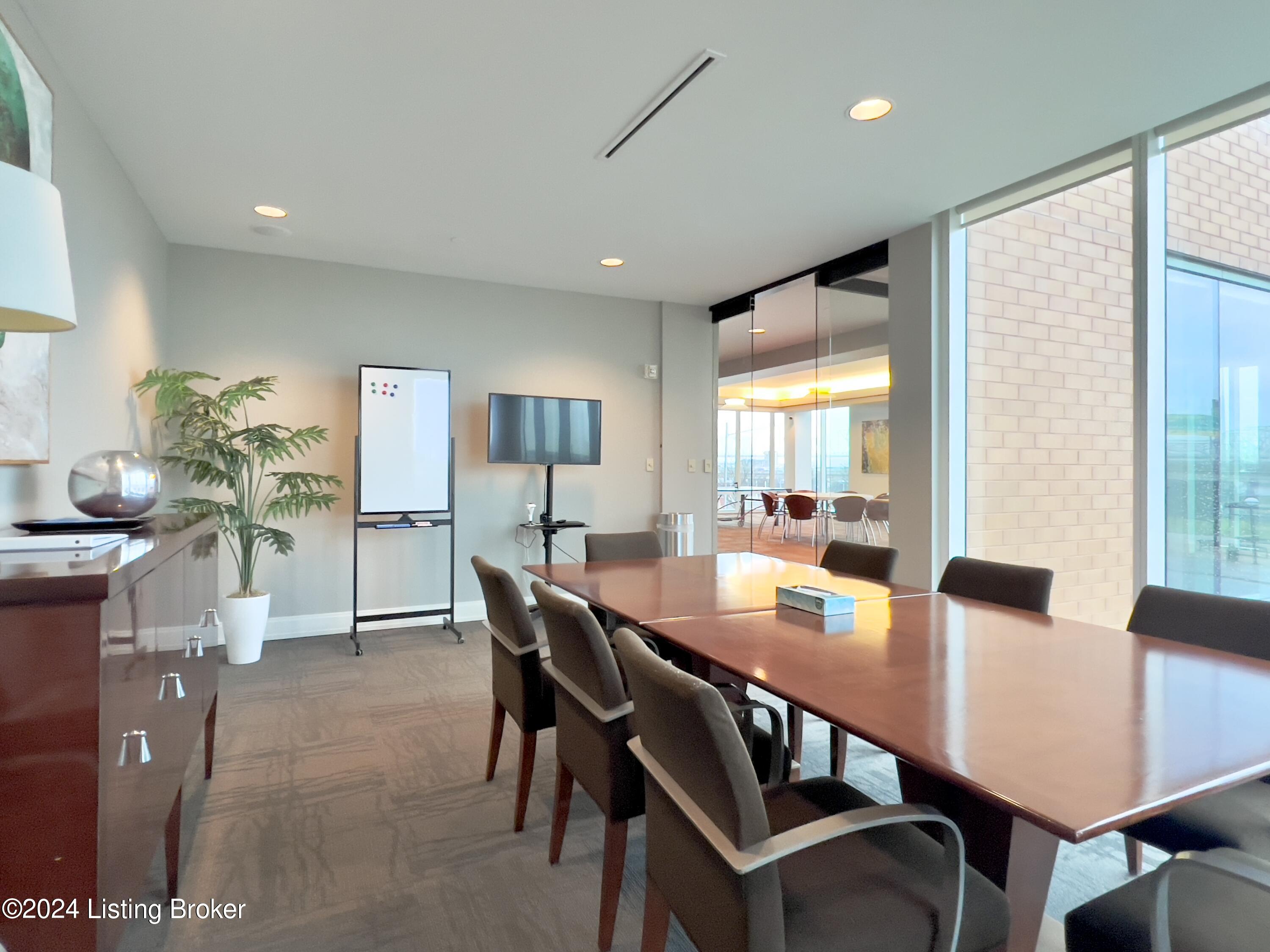 222 E Witherspoon St, 1103