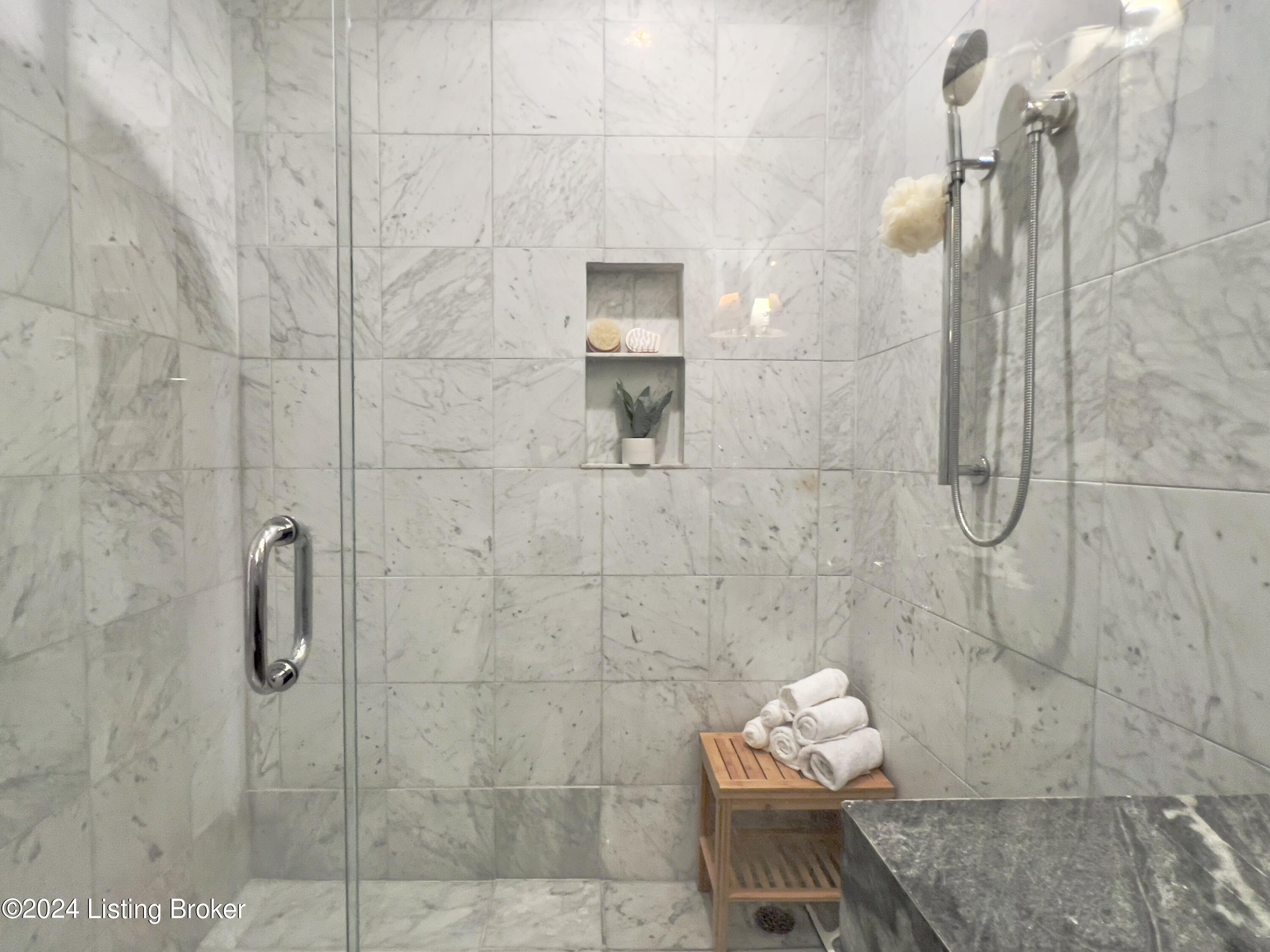 222 E Witherspoon St, 1103