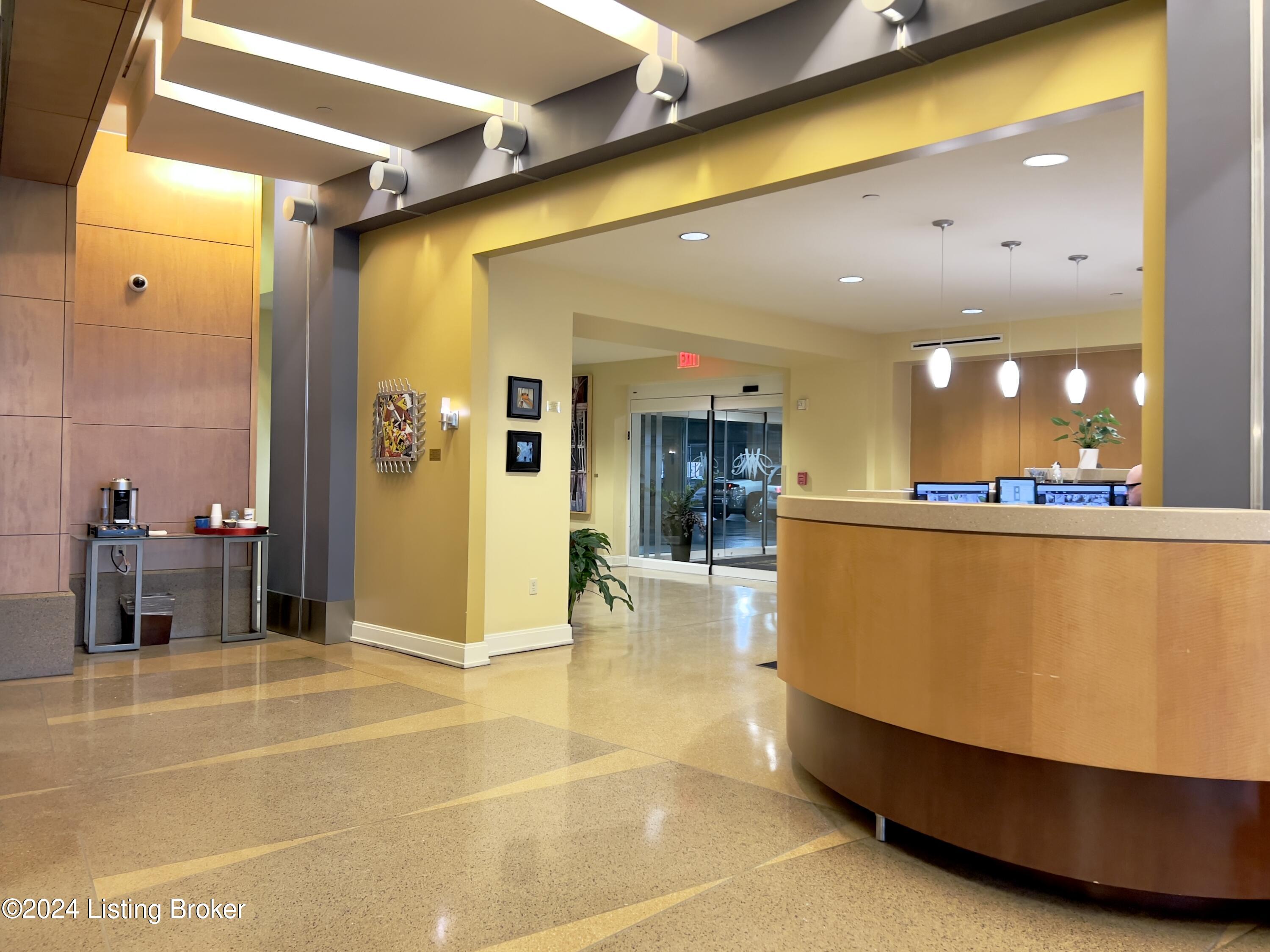 222 E Witherspoon St, 1103