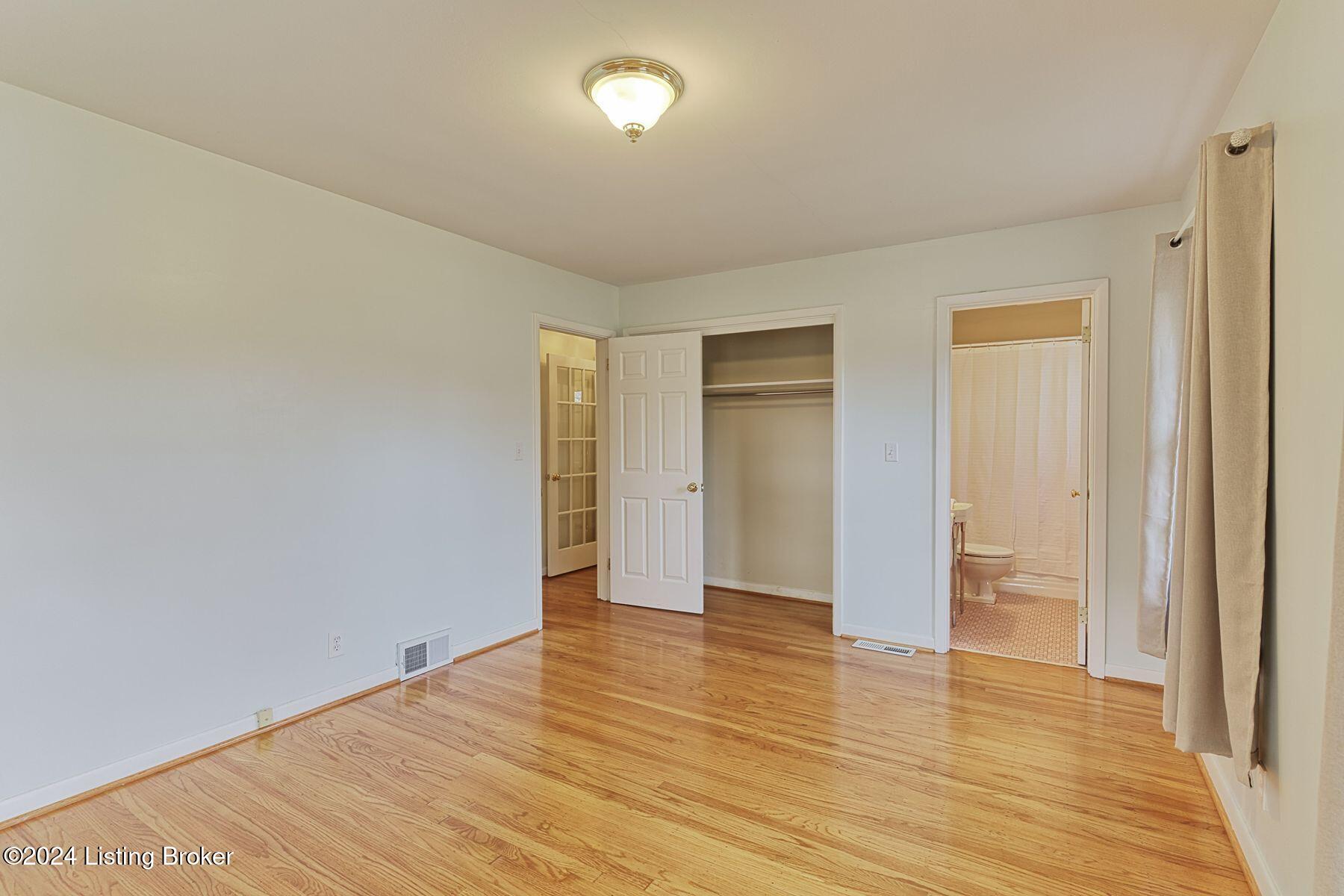 808 Huntington Rd