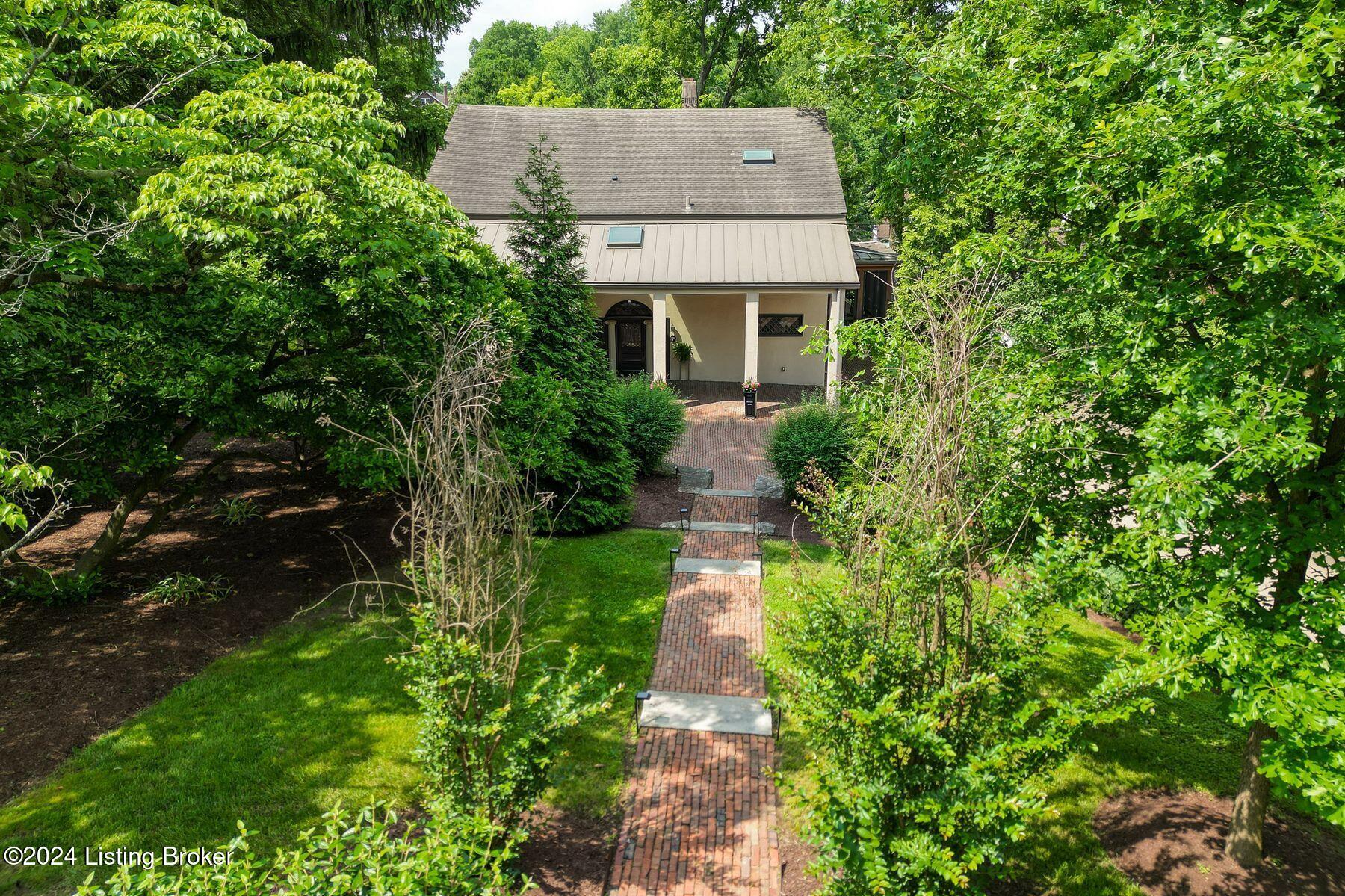 2117 Edgehill Rd