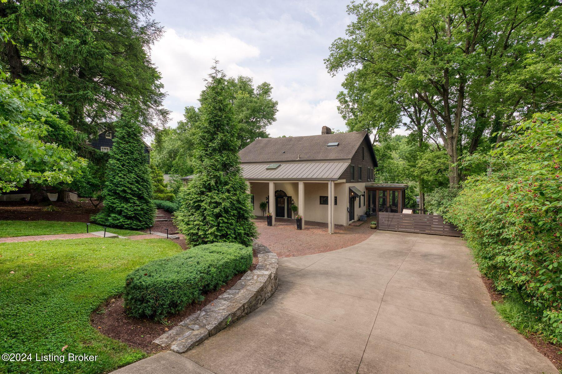 2117 Edgehill Rd