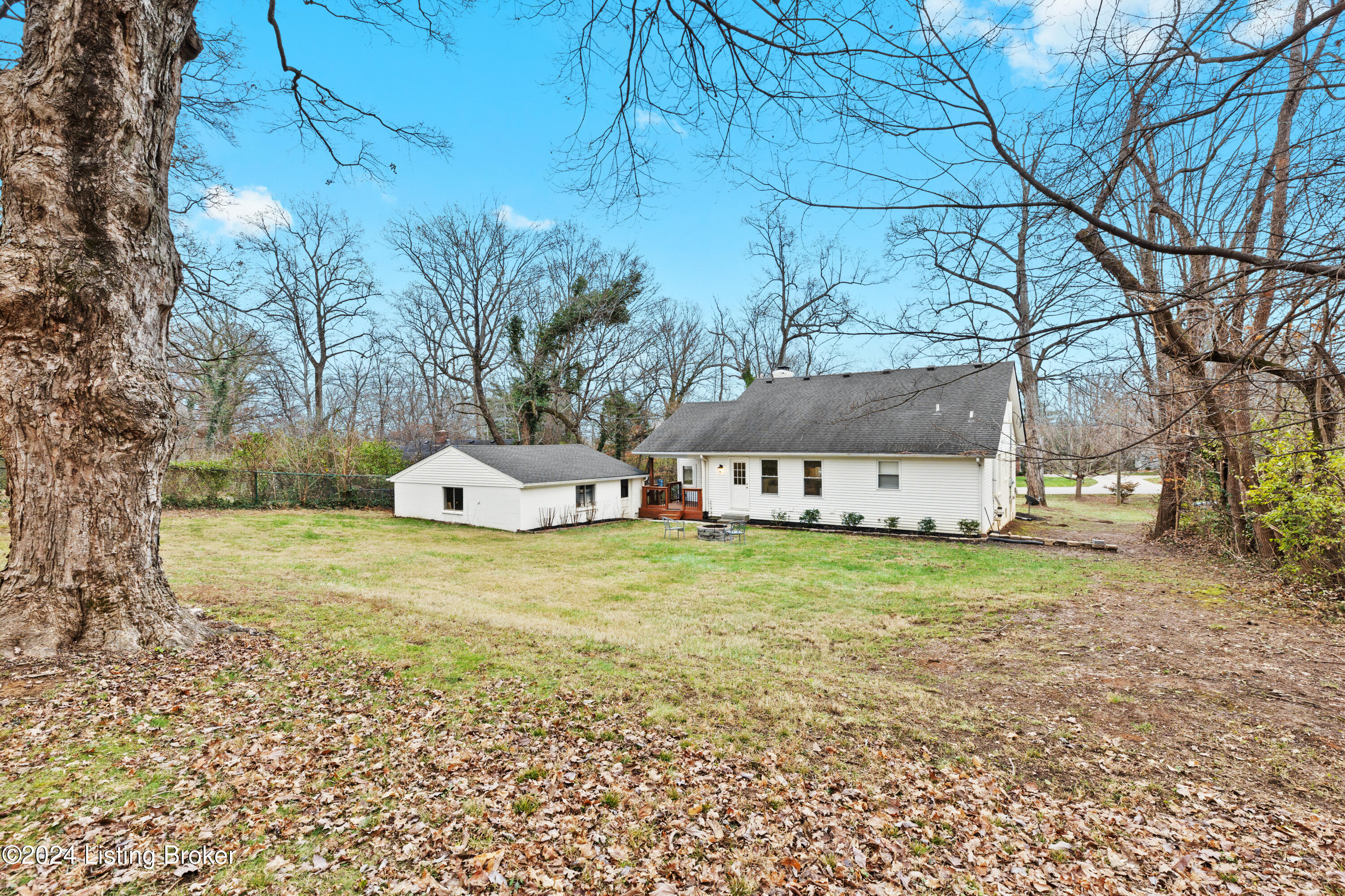 404 Cherry Ln