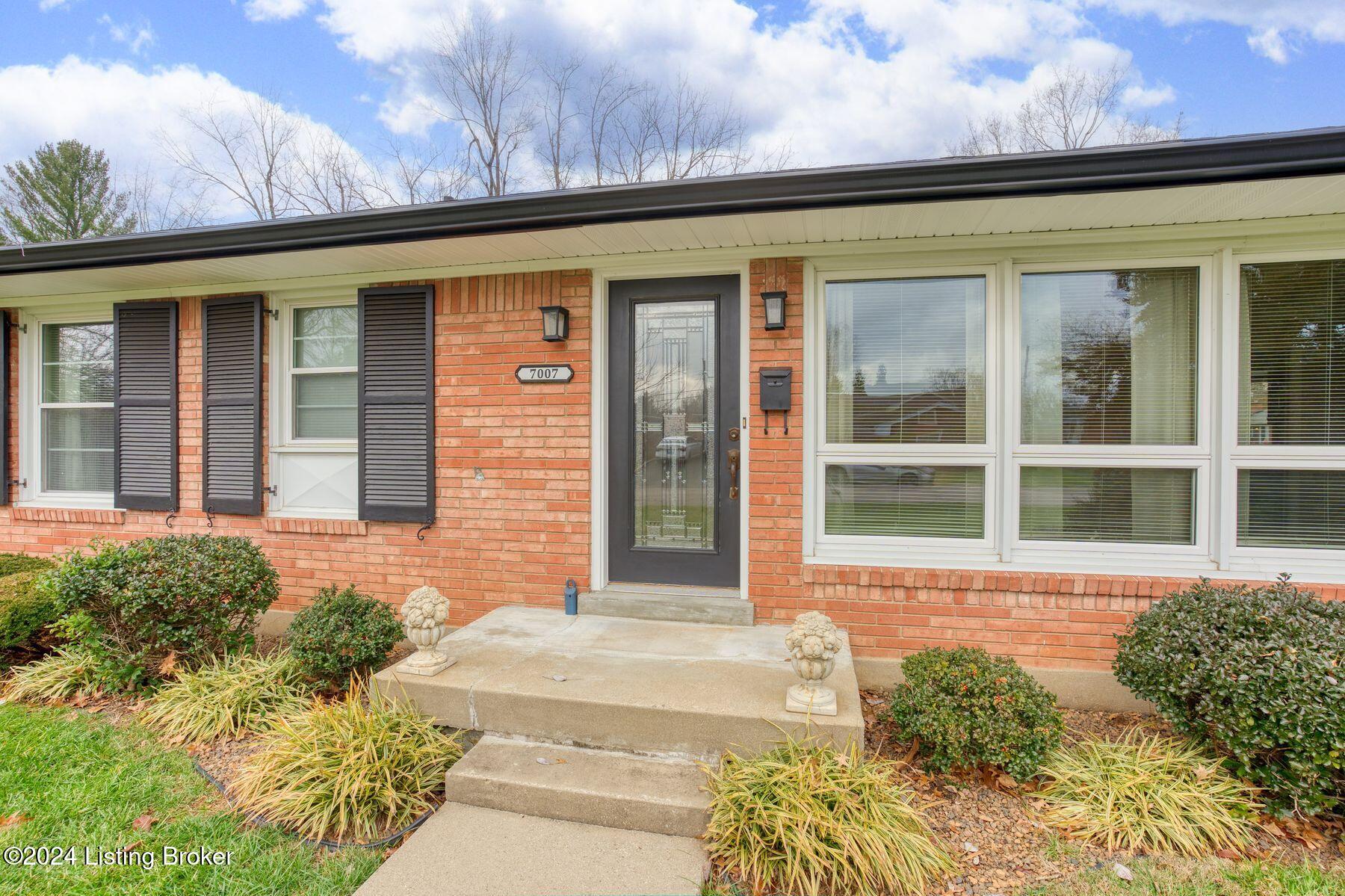 7007 Dartmoor Dr