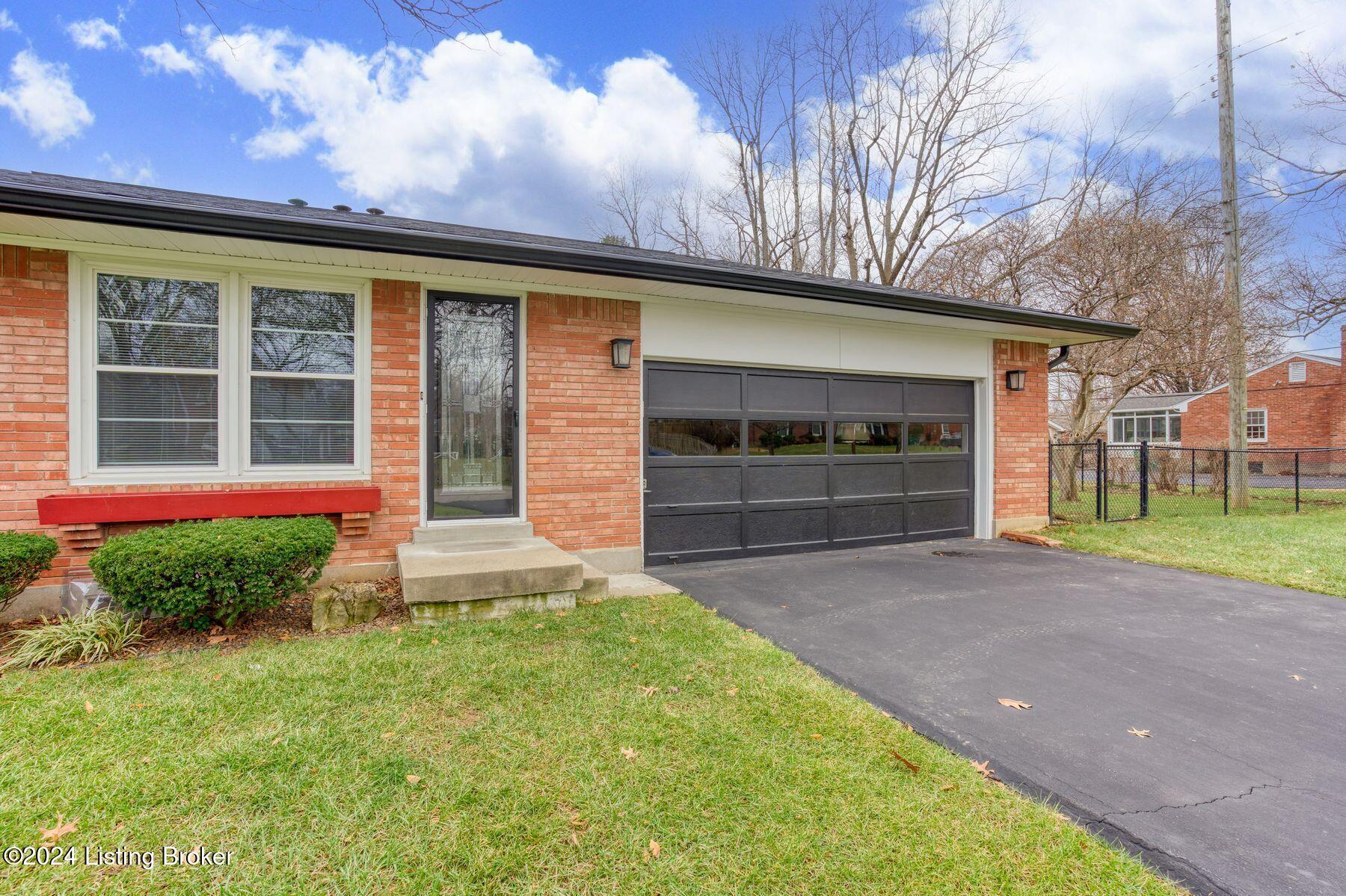 7007 Dartmoor Dr