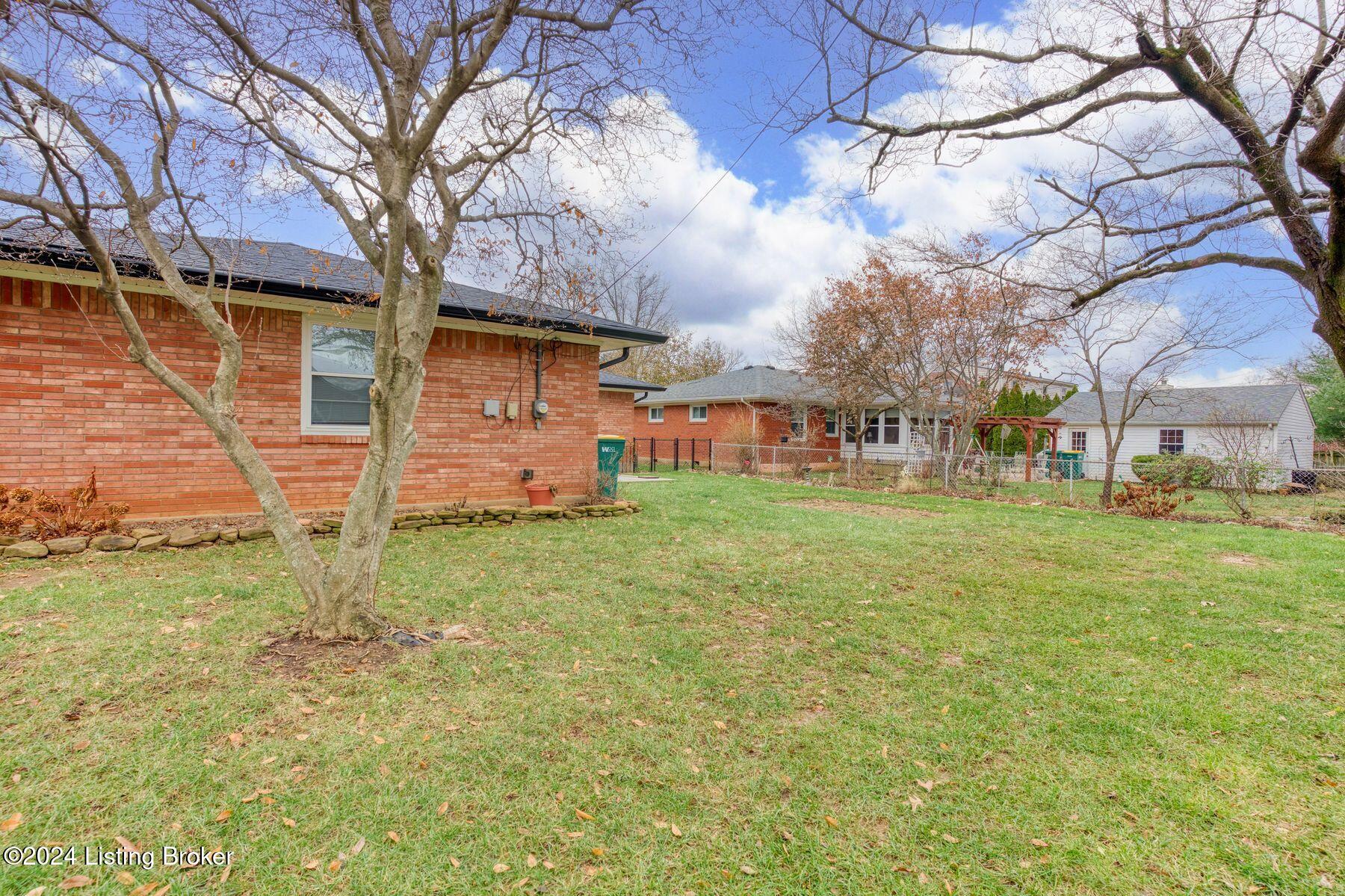 7007 Dartmoor Dr