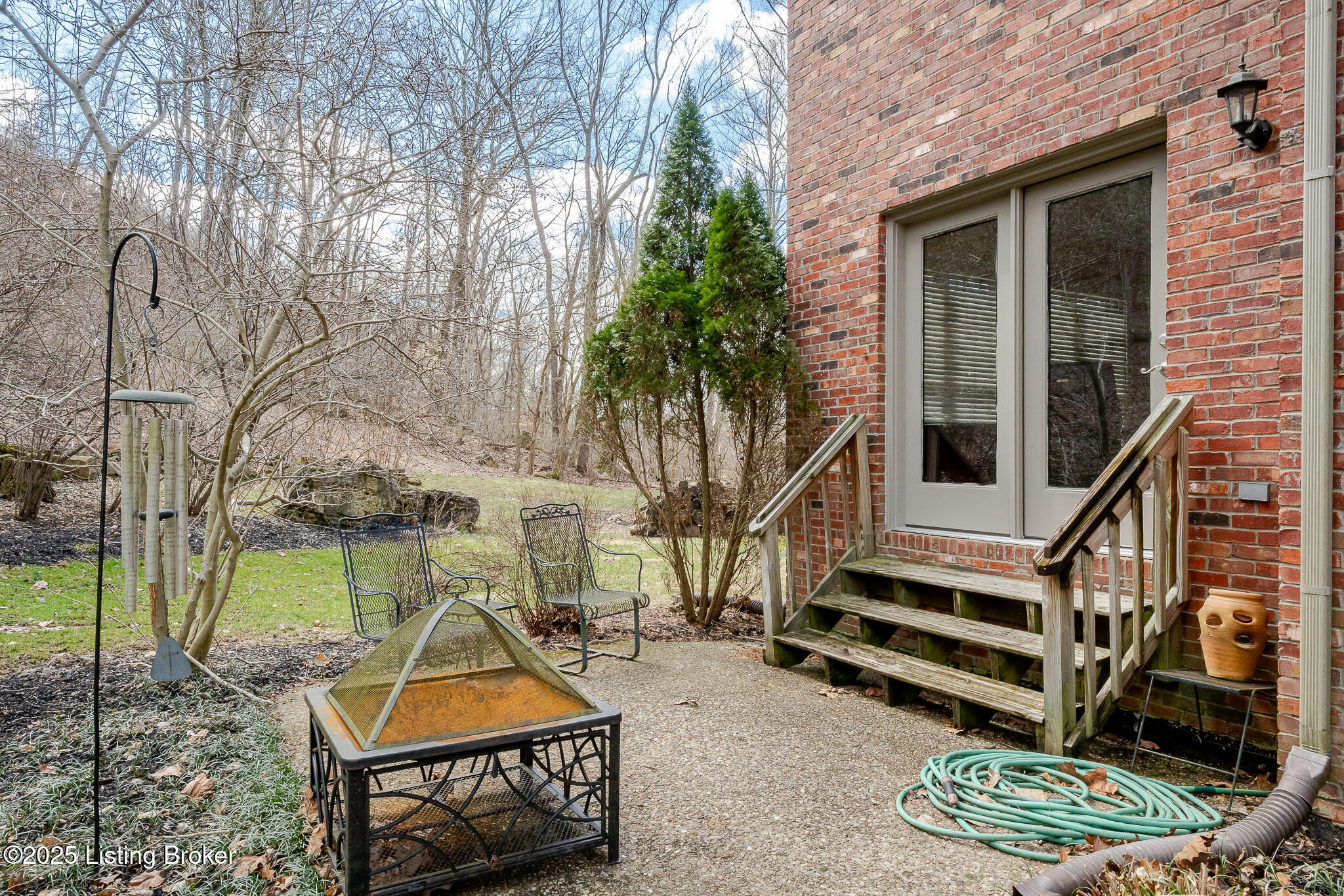 1003 N Rose Island Rd
