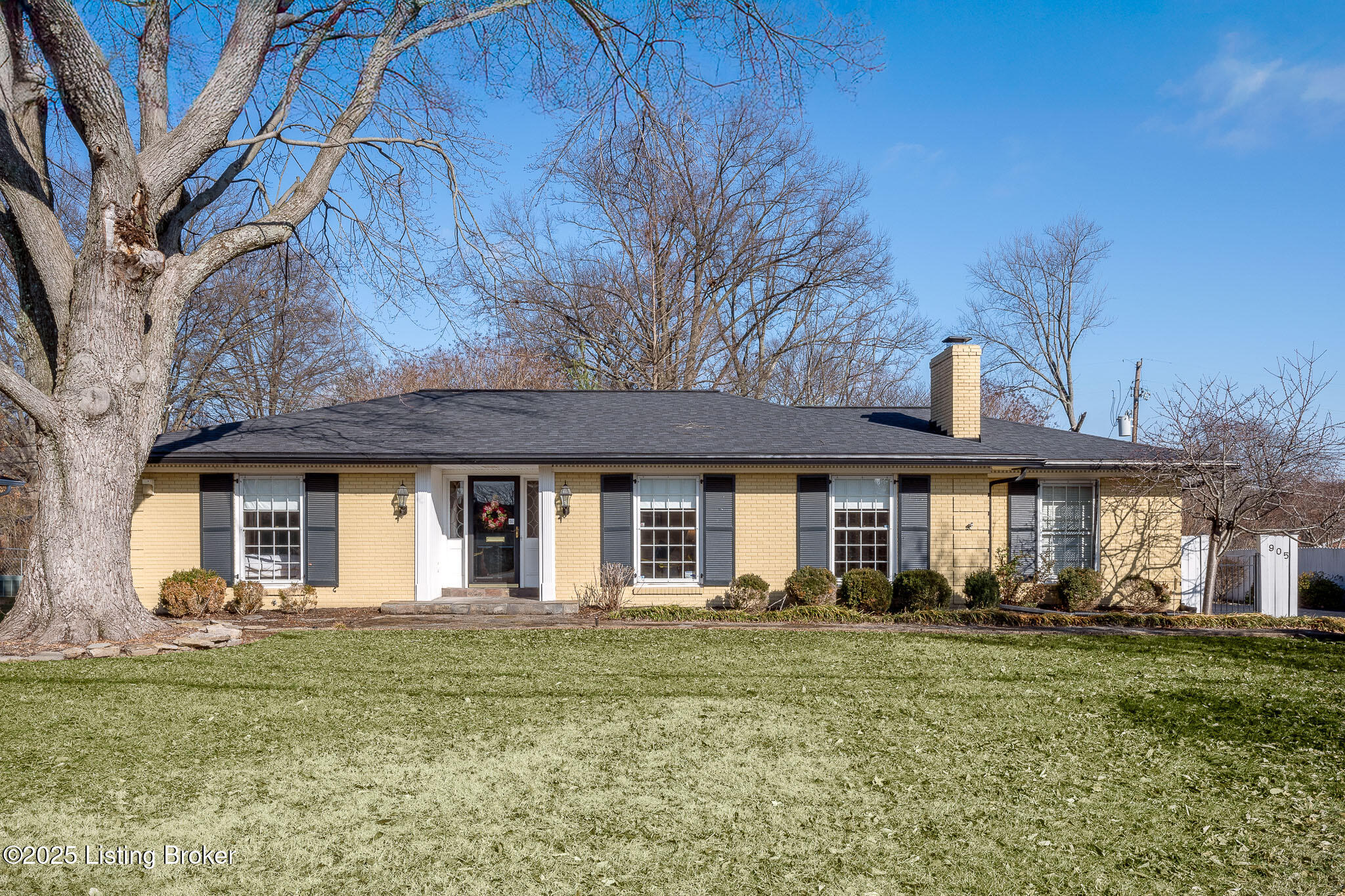 905 Cannons Ln
