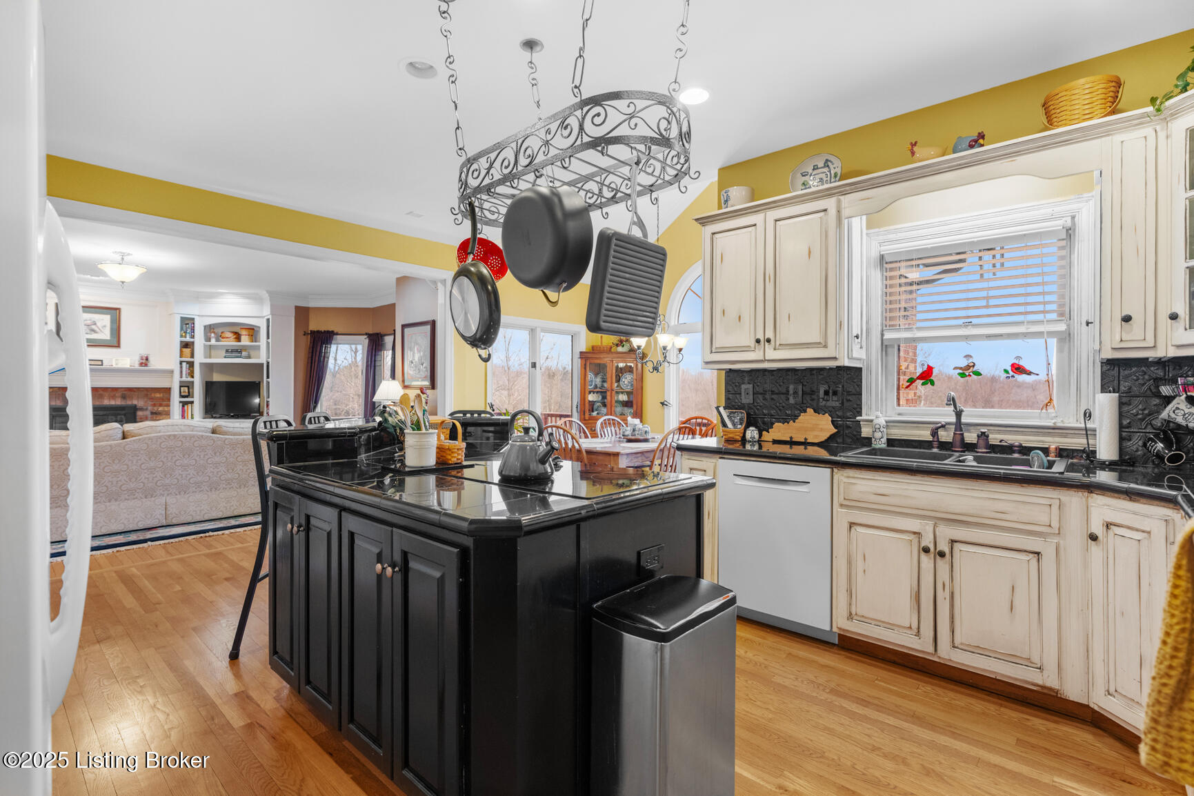 14019 Hickory Ridge Rd