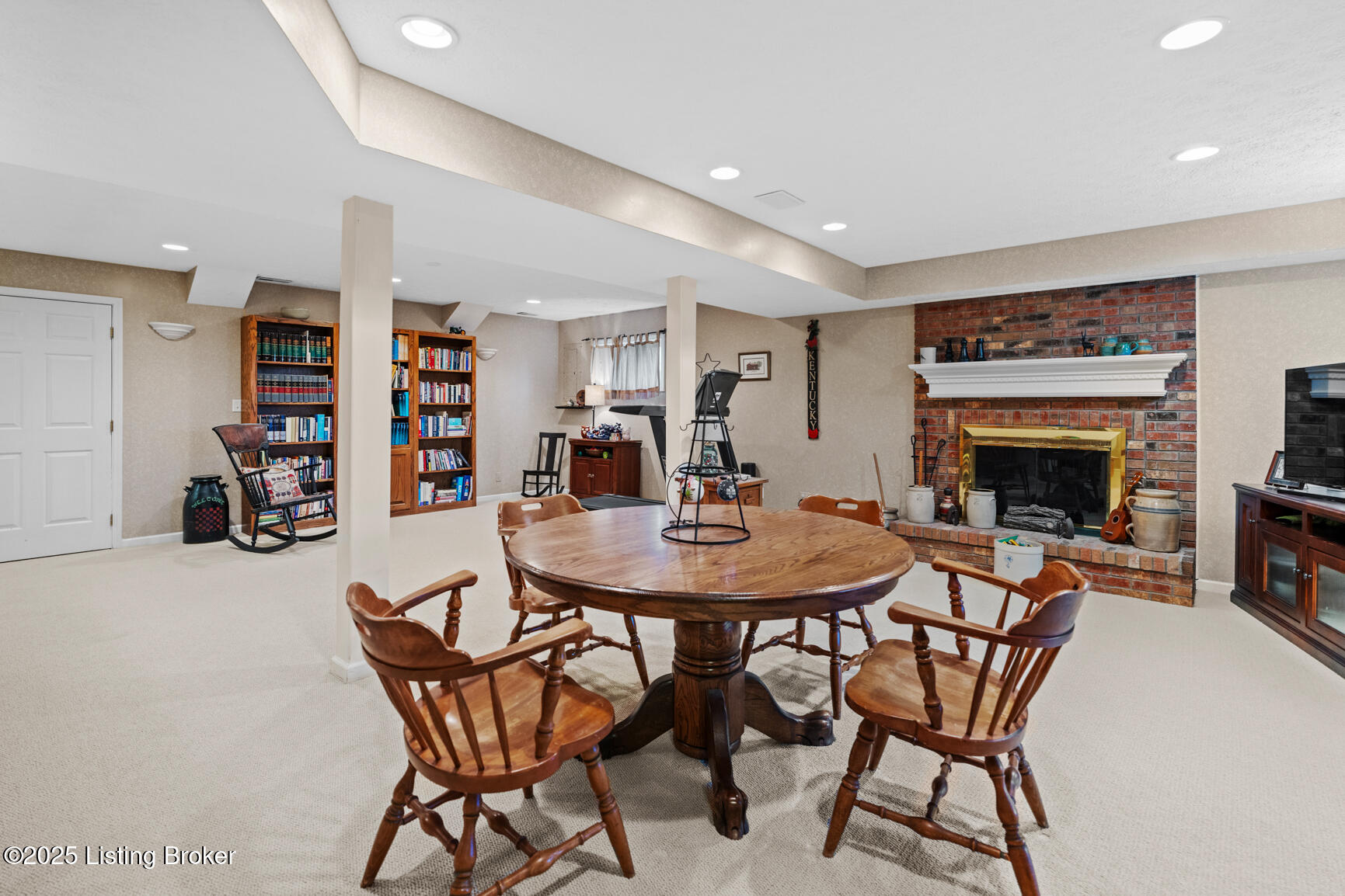 14019 Hickory Ridge Rd
