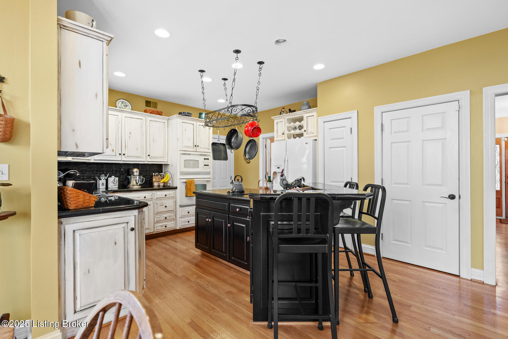14019 Hickory Ridge Rd