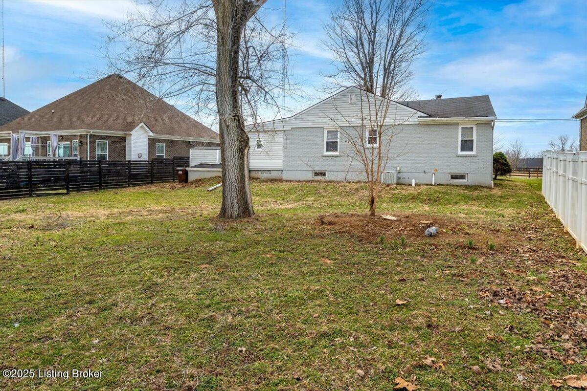13207 Versatile Ave