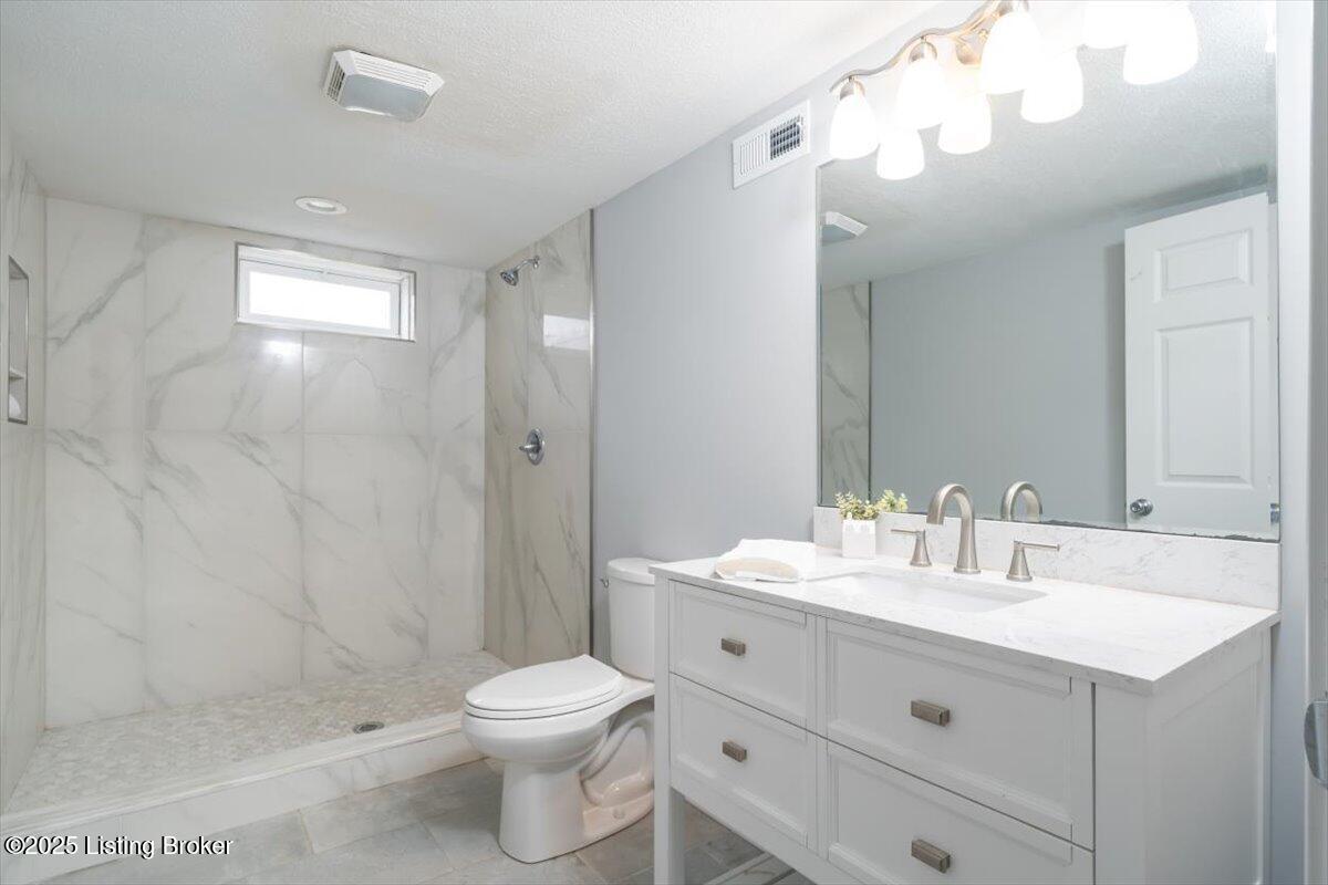 13207 Versatile Ave