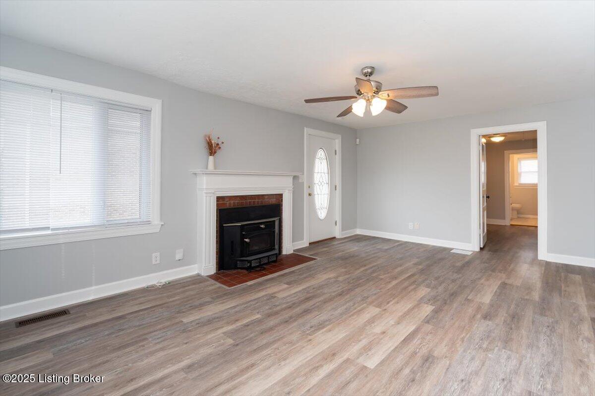 13207 Versatile Ave