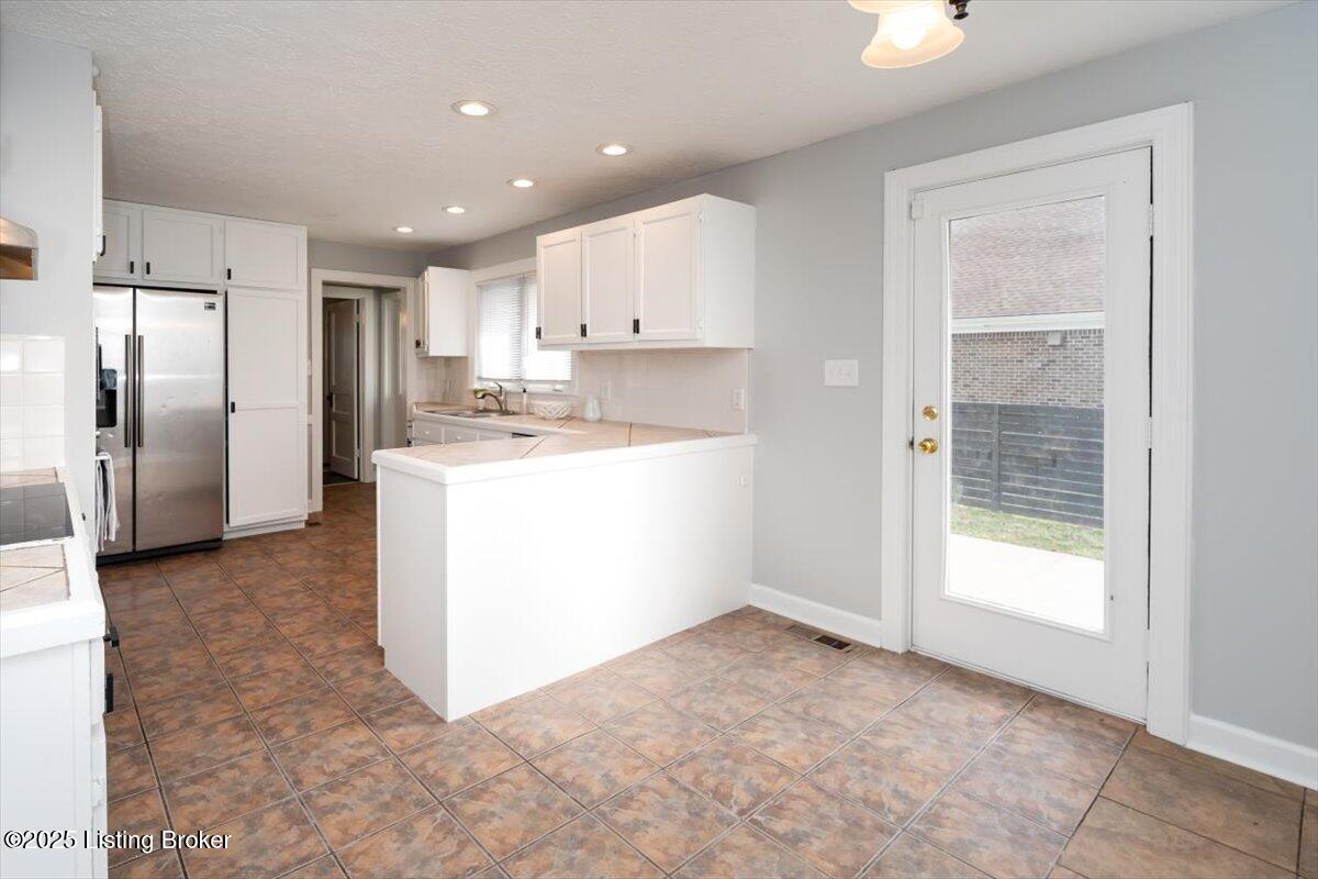 13207 Versatile Ave