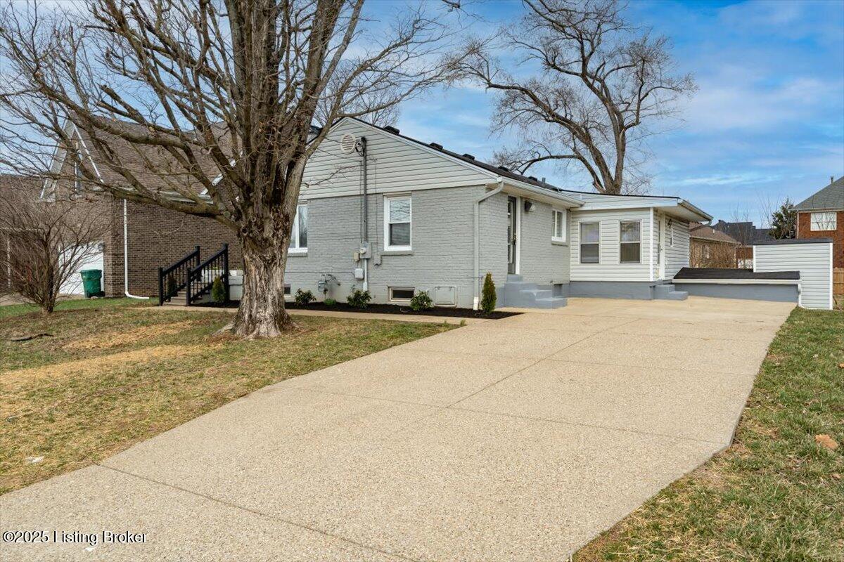 13207 Versatile Ave