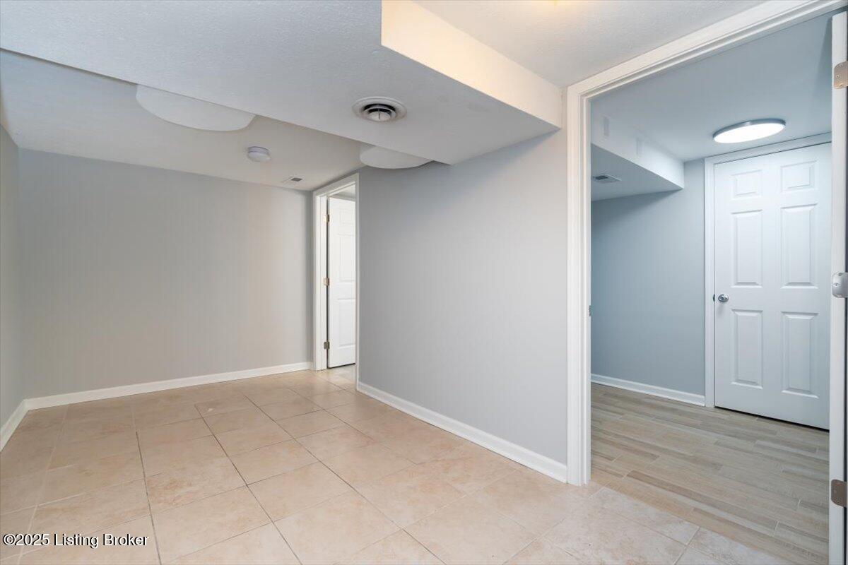 13207 Versatile Ave