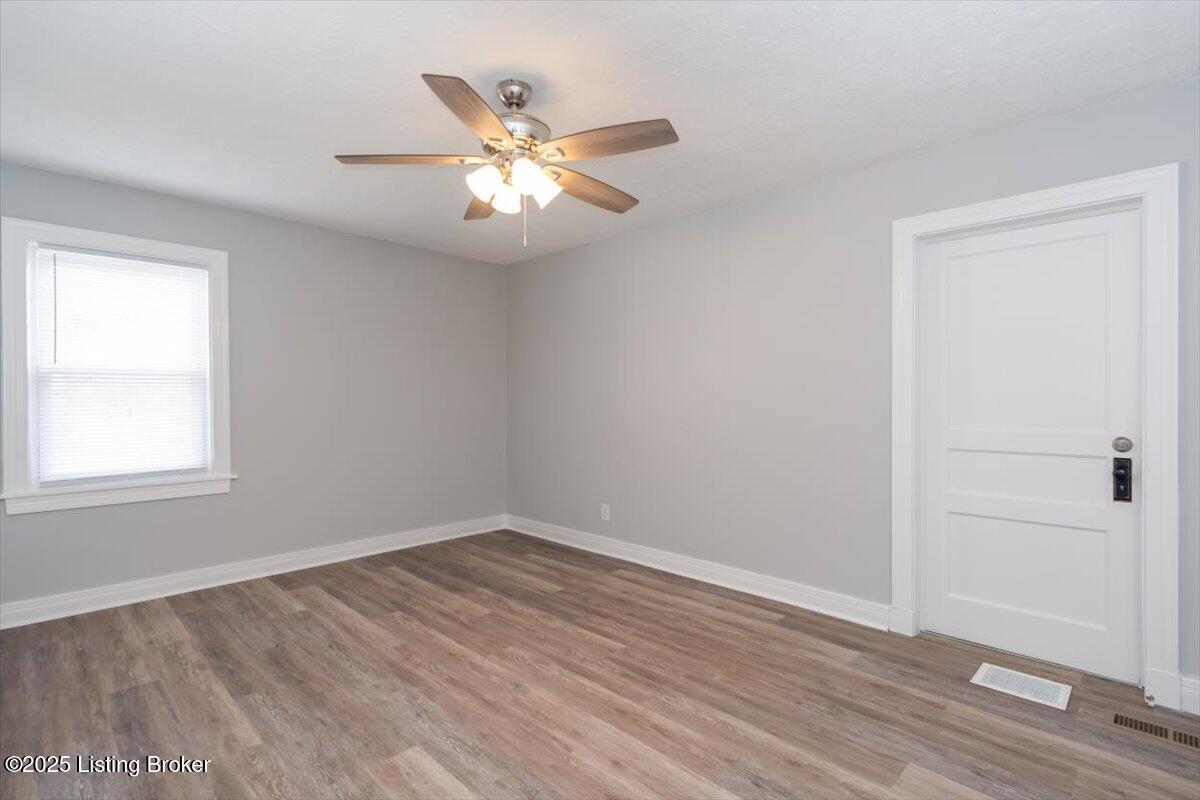 13207 Versatile Ave