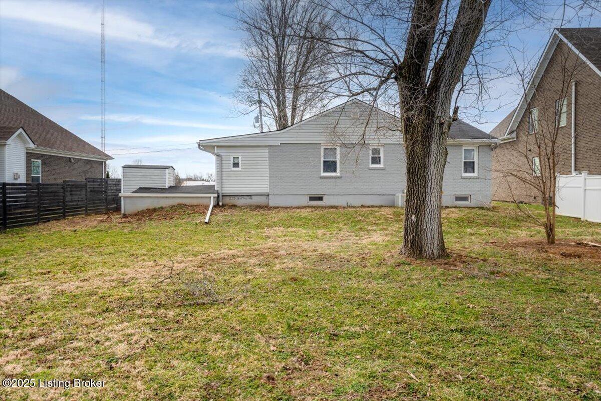13207 Versatile Ave