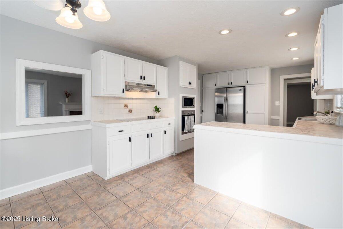 13207 Versatile Ave