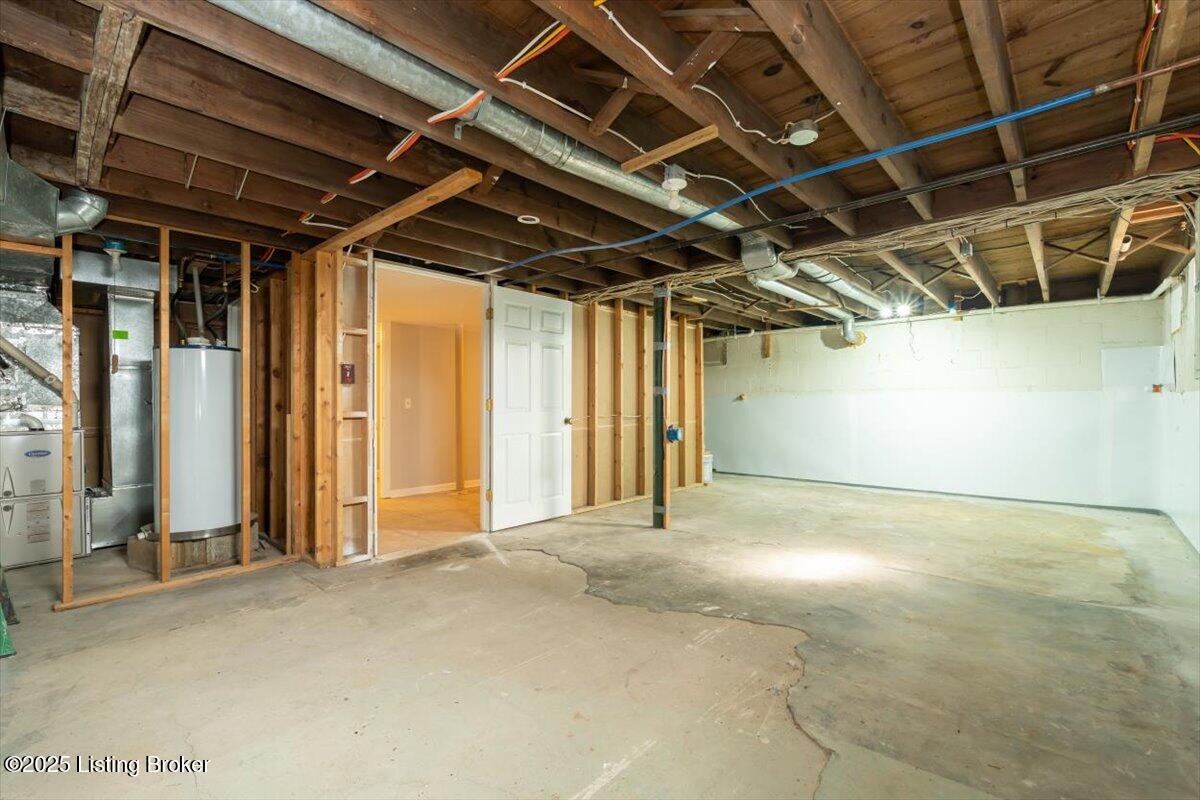 13207 Versatile Ave