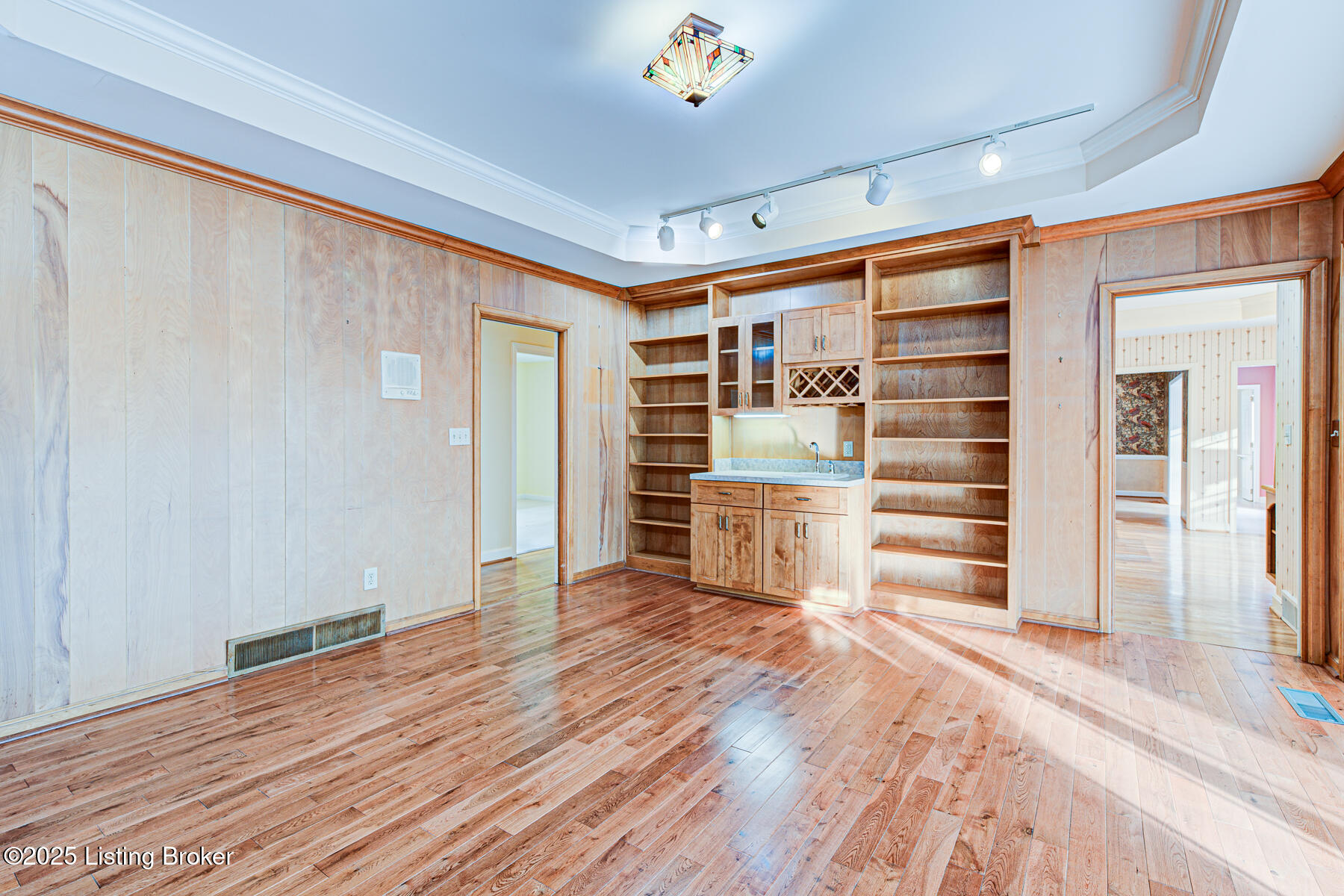 3605 Ten Broeck Way