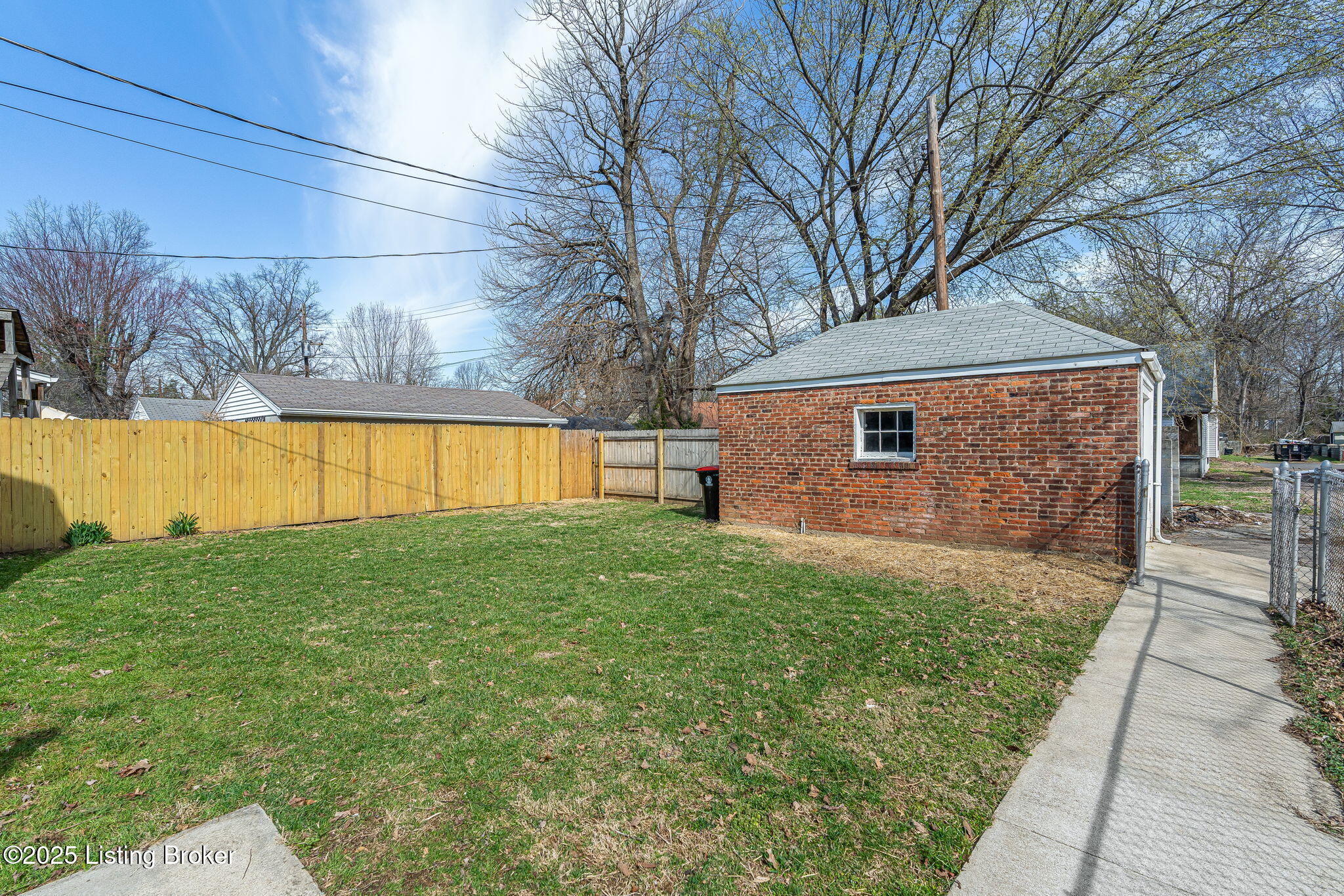 4407 Jewell Ave