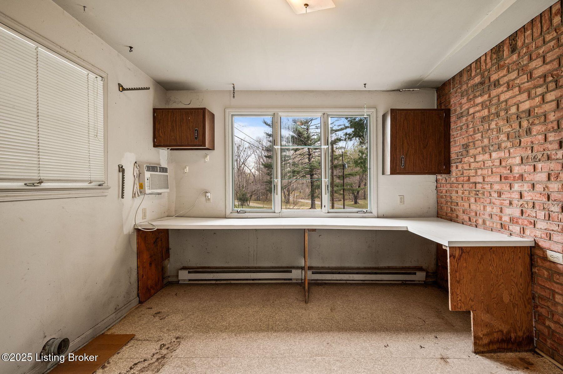 7823 Wolf Pen Branch Rd