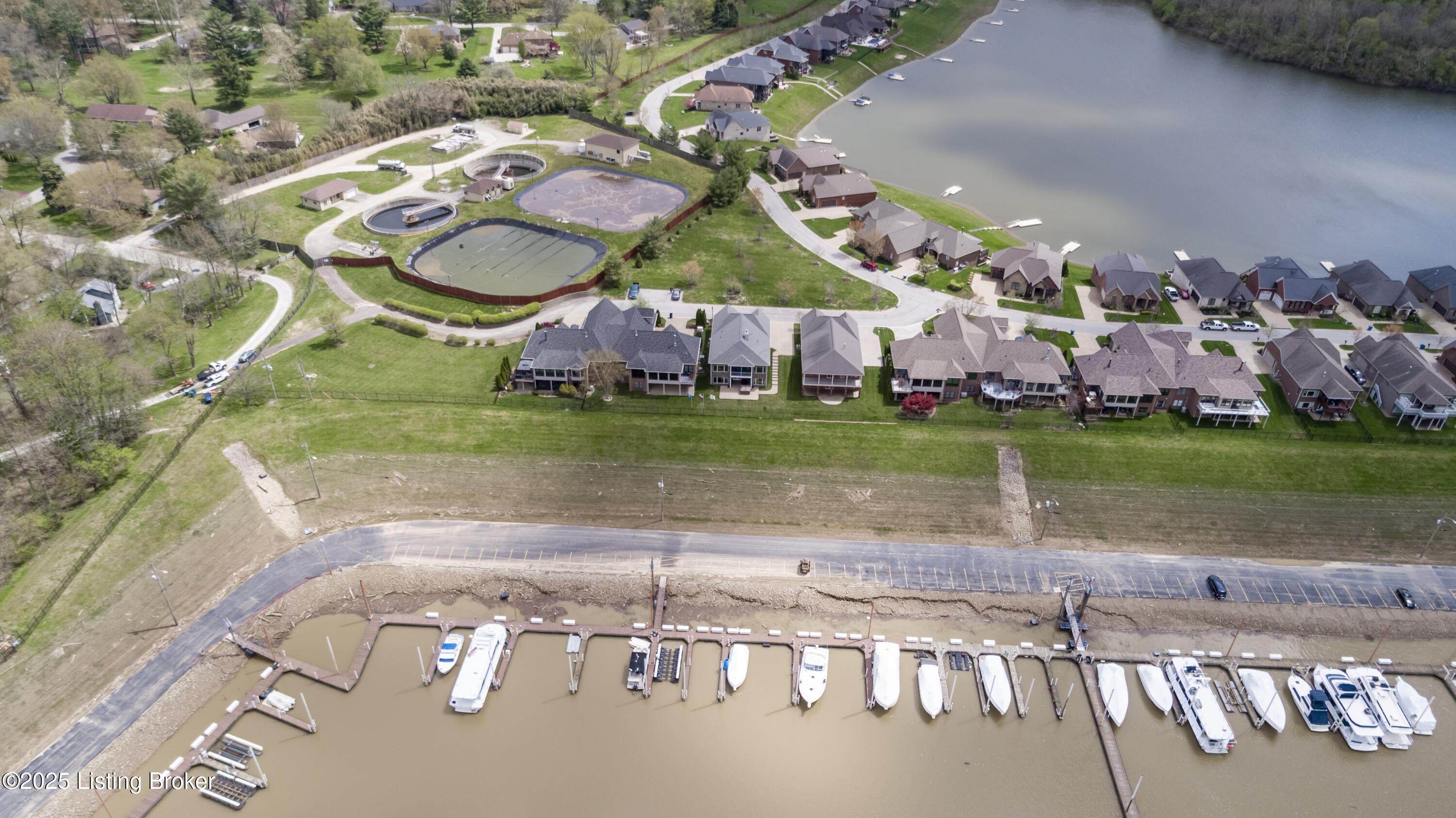 2005 River View Ct