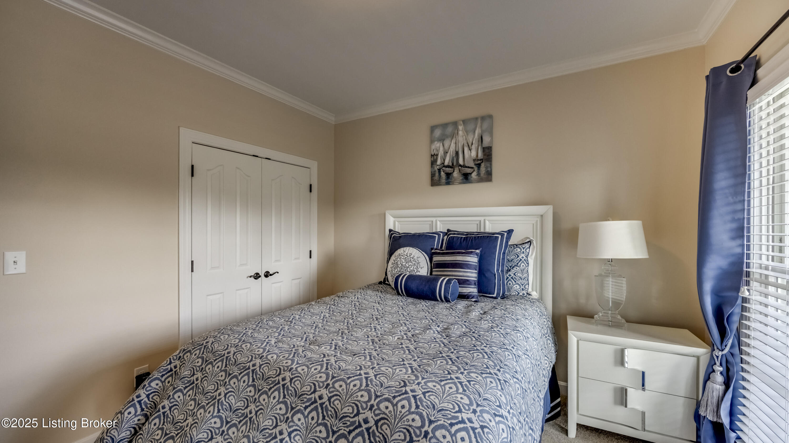 2005 River View Ct