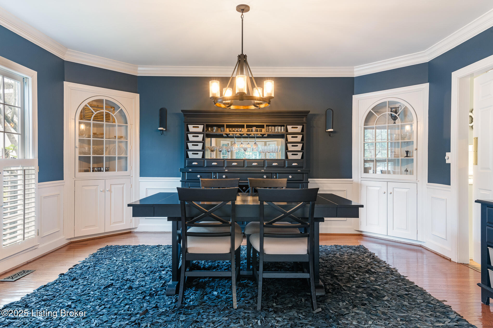 5209 Indian Woods Ct